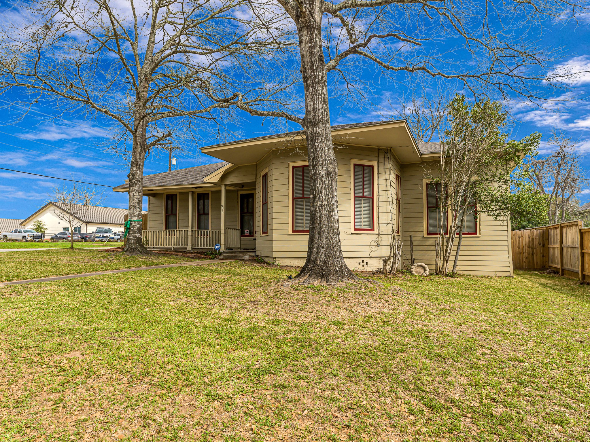 26 W Austin Street Property Photo 40