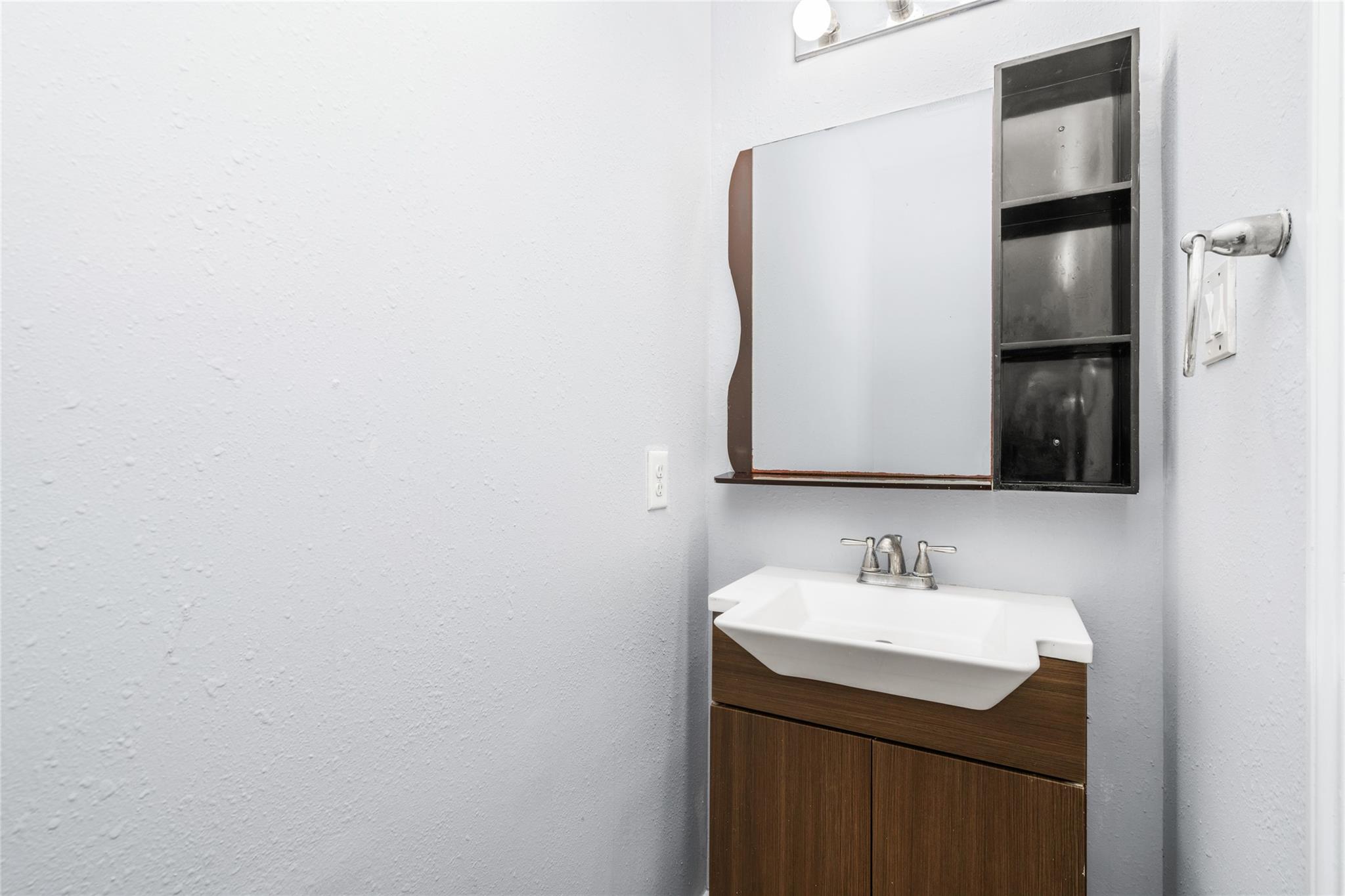 24519 Evangeline Springs Lane Property Photo 18