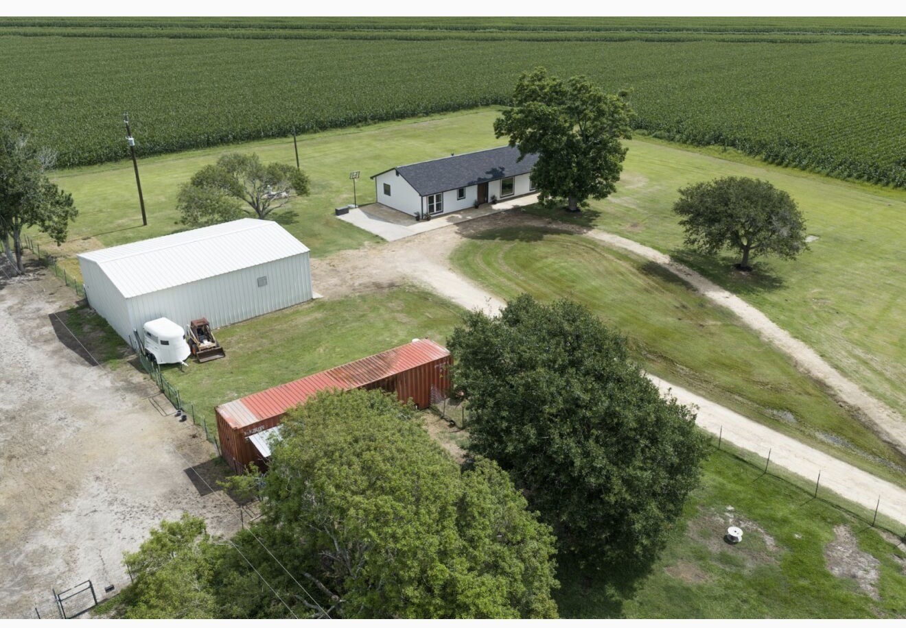 1737 County Road 425