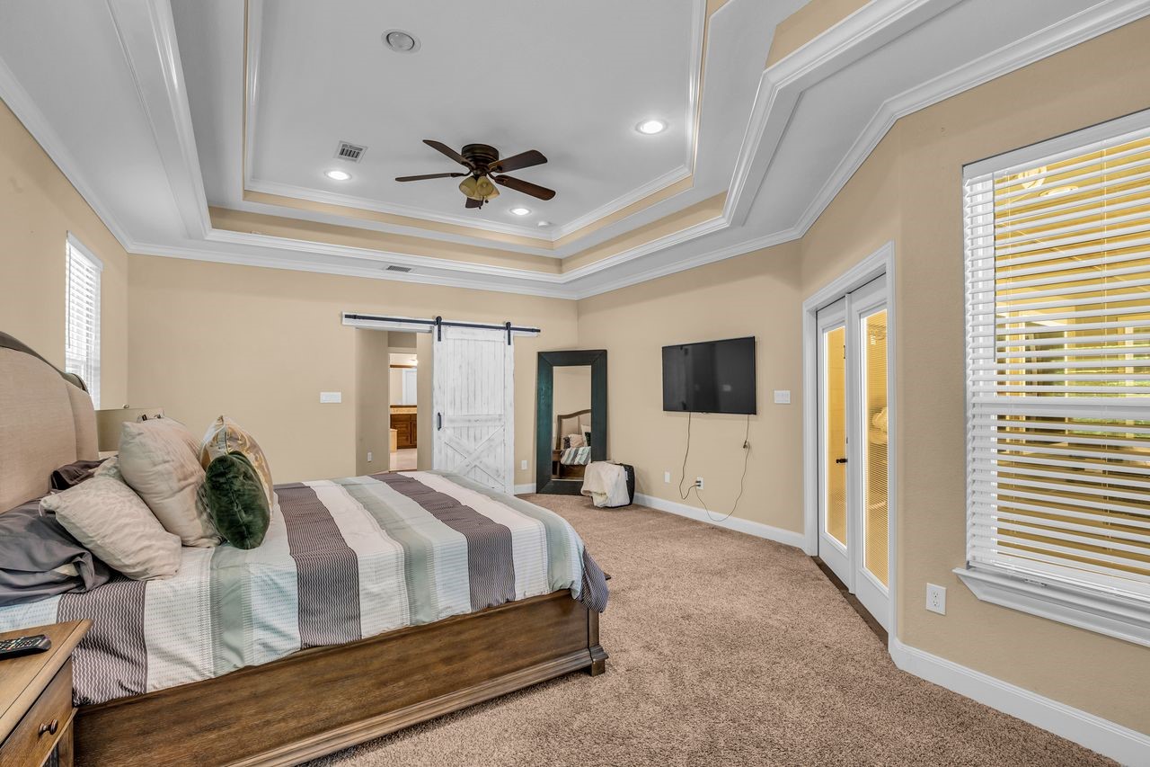16634 Savannah Drive Property Photo 8