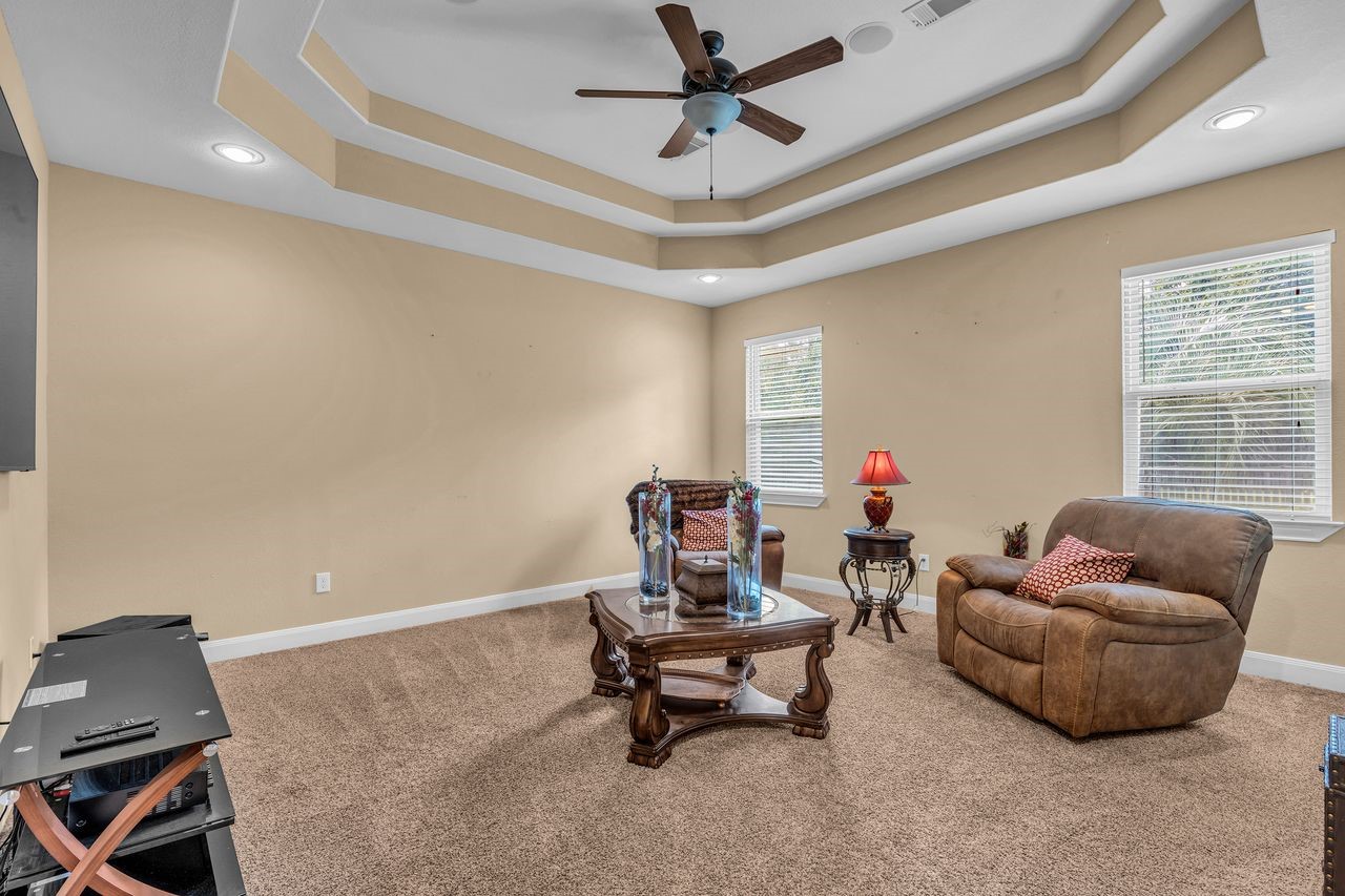 16634 Savannah Drive Property Photo 13