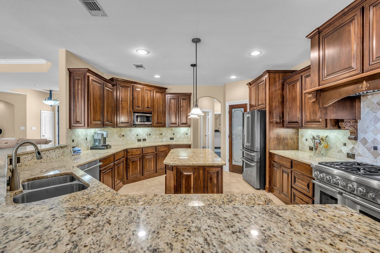 16634 Savannah Drive Property Photo 35