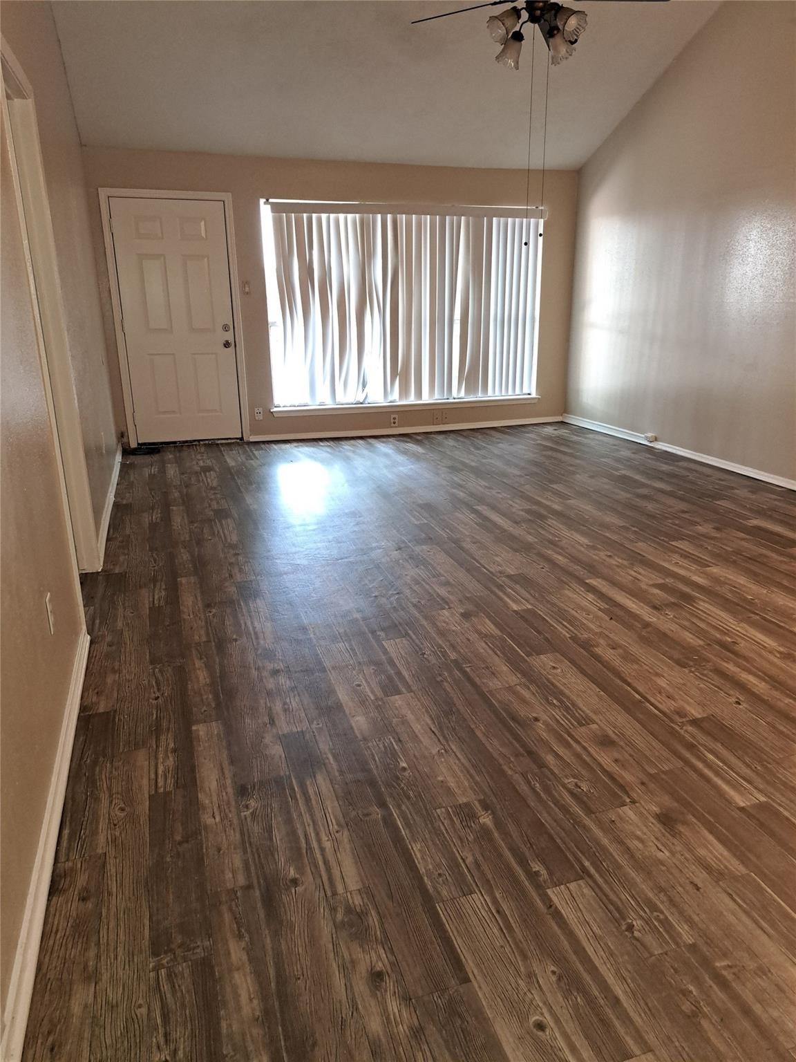 2426 Spring Dusk Lane Property Photo 2