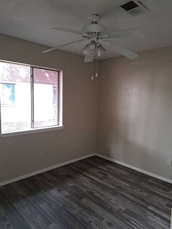 2426 Spring Dusk Lane Property Photo 10
