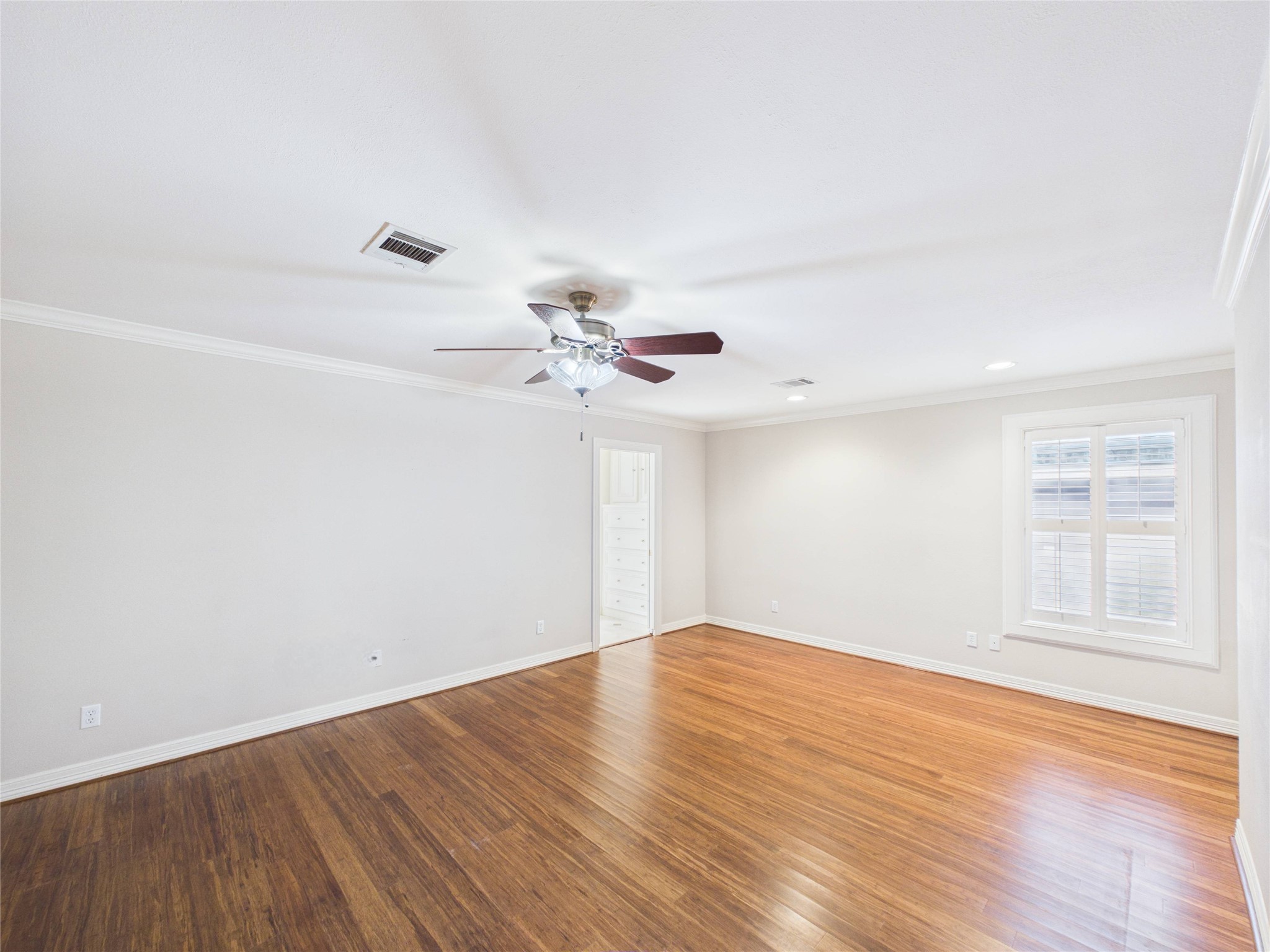814 James Street Property Photo 11