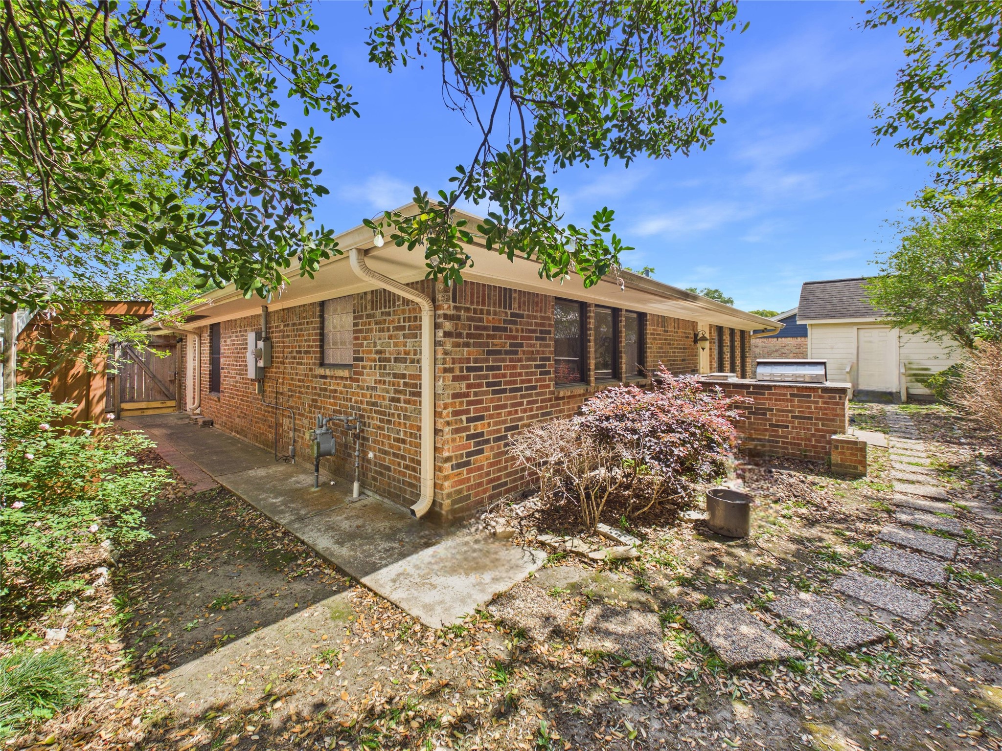 814 James Street Property Photo 27