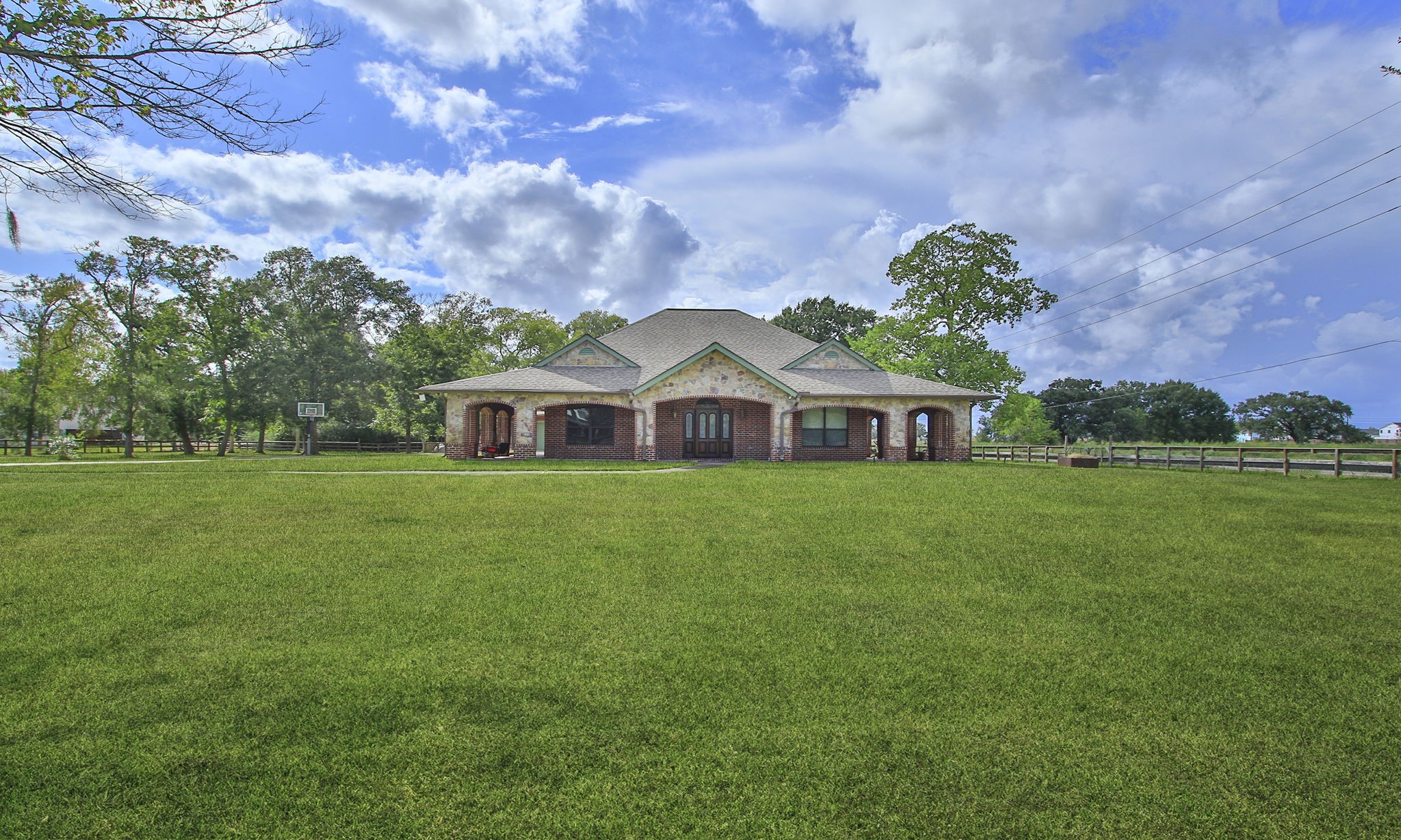 7806 Spirit Hollow Court Property Photo 1