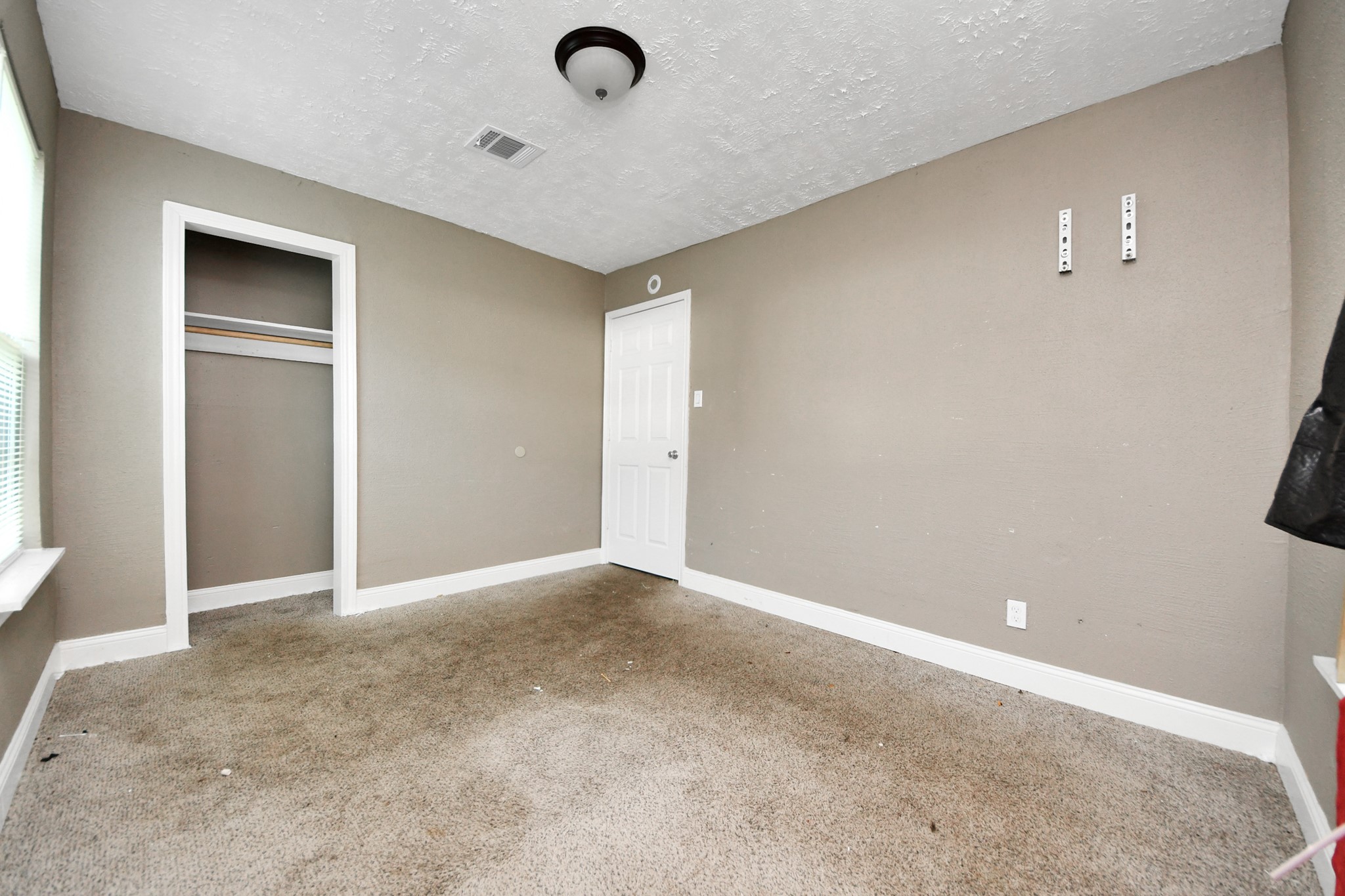7351 Guadalcanal Road Property Photo 8