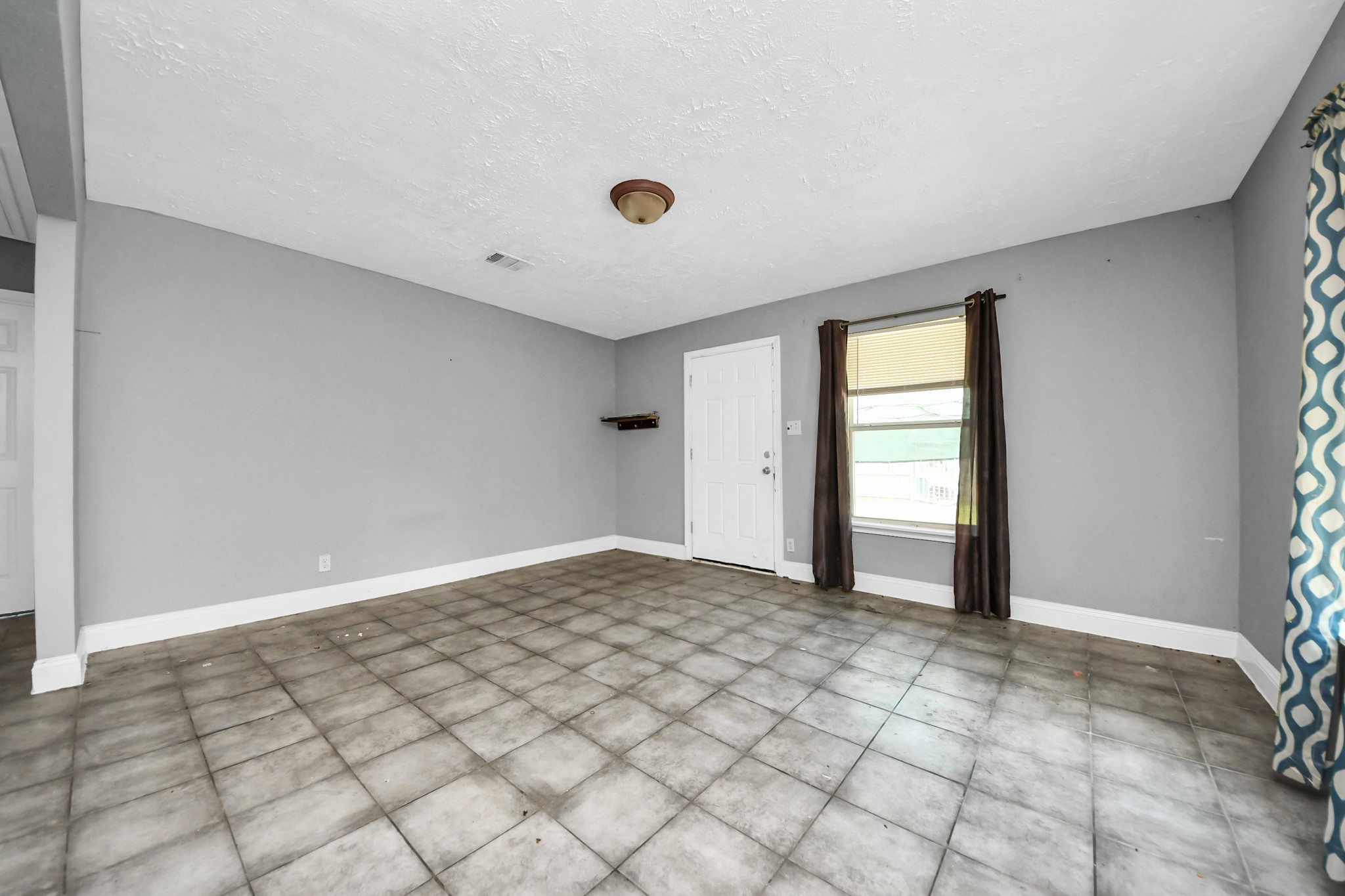 7351 Guadalcanal Road Property Photo 20