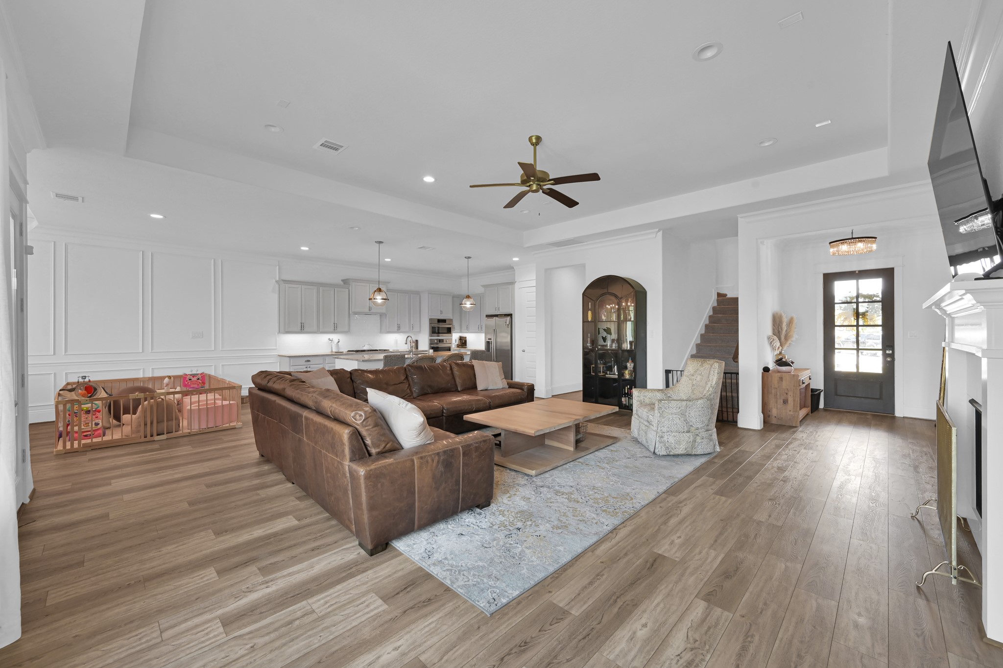 2333 Goldenglade Drive Property Photo 7