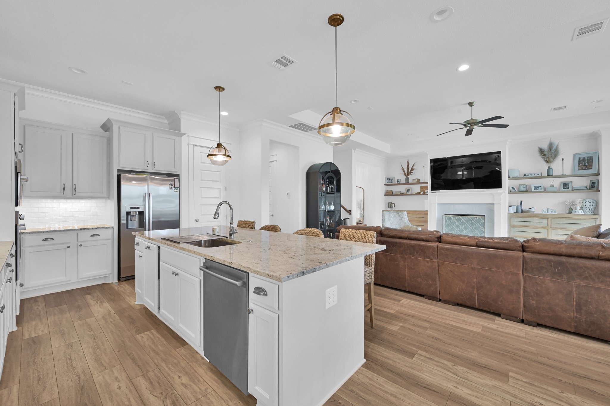 2333 Goldenglade Drive Property Photo 10