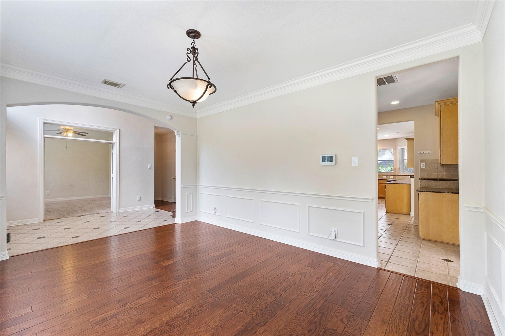 4410 Pine Landing Drive Property Photo 10