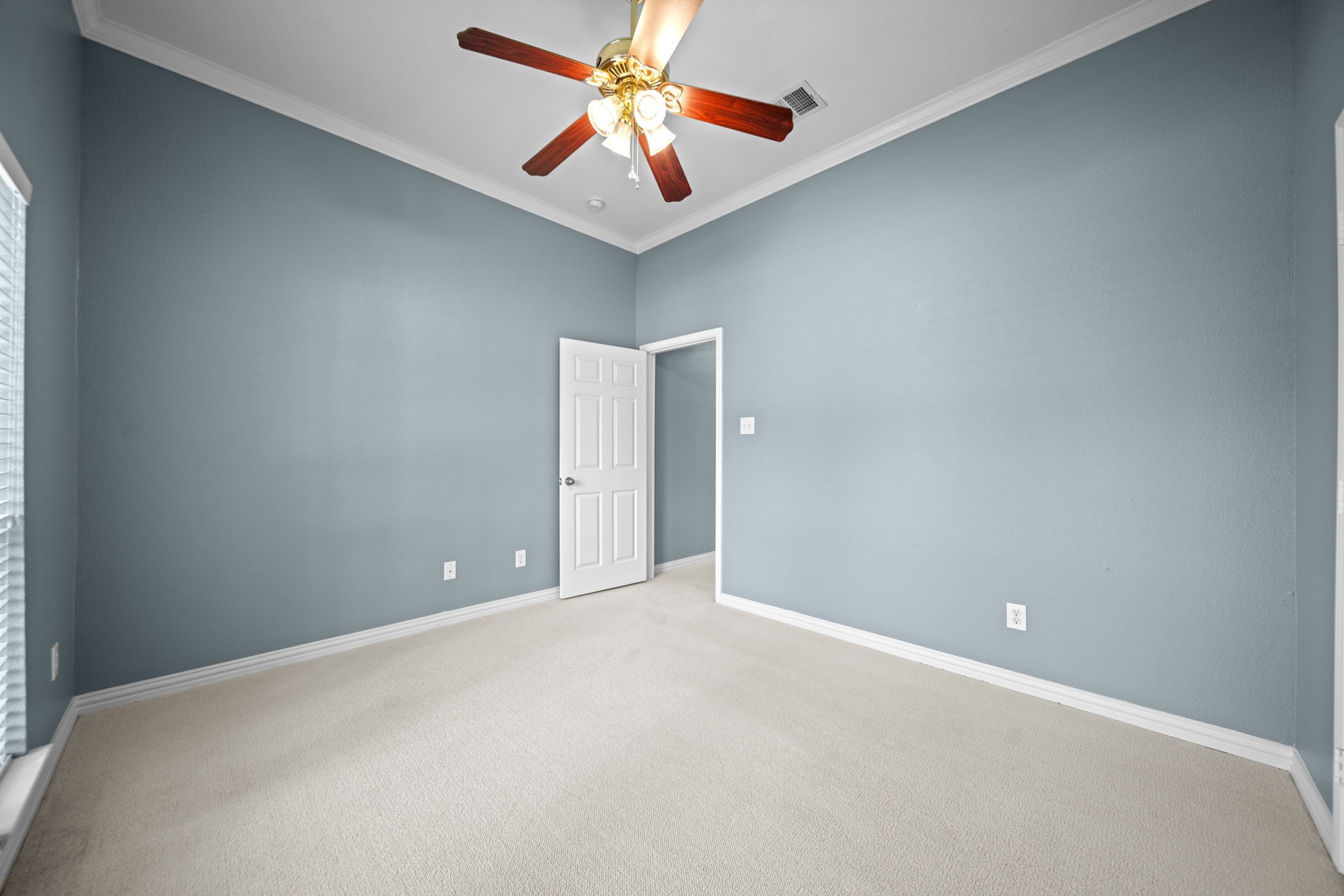 25602 Oak Churn Place Property Photo 32