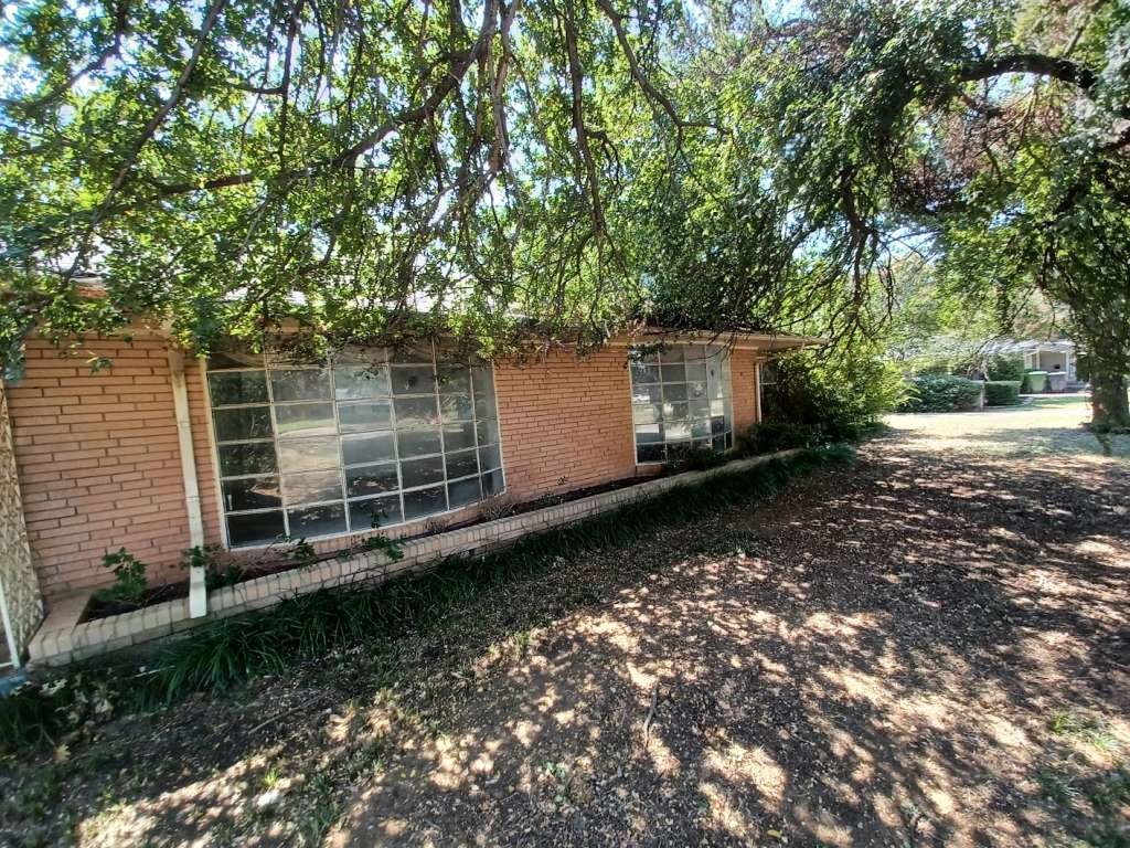 2615 Amherst Drive Property Photo 13