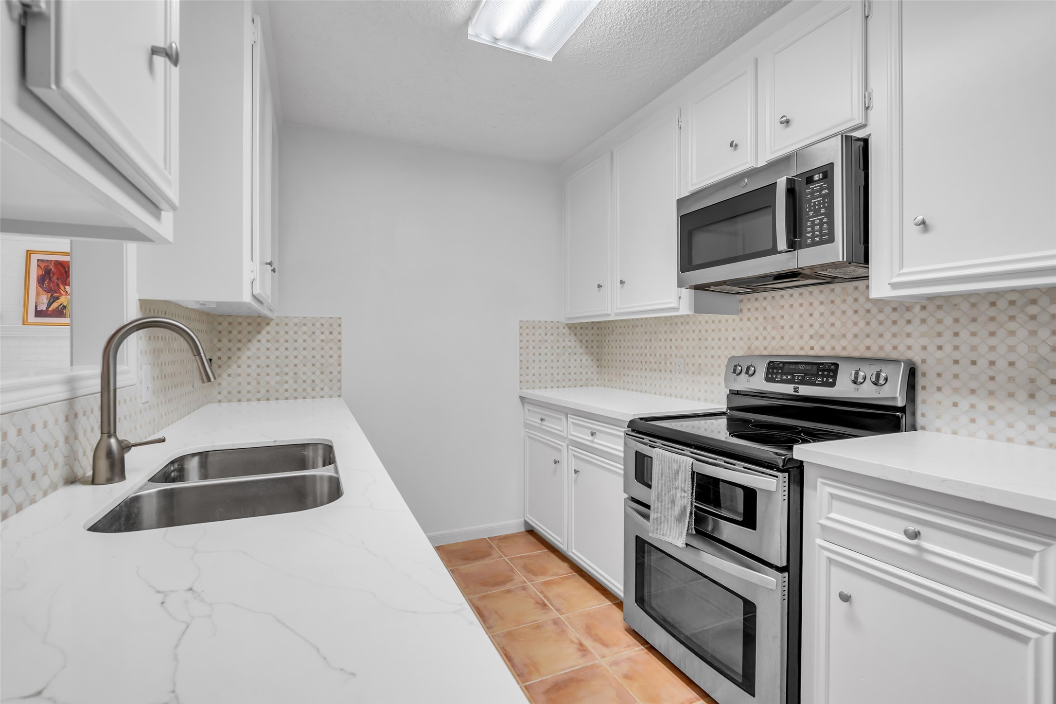13740 Hollowgreen Drive 605 Property Photo 12