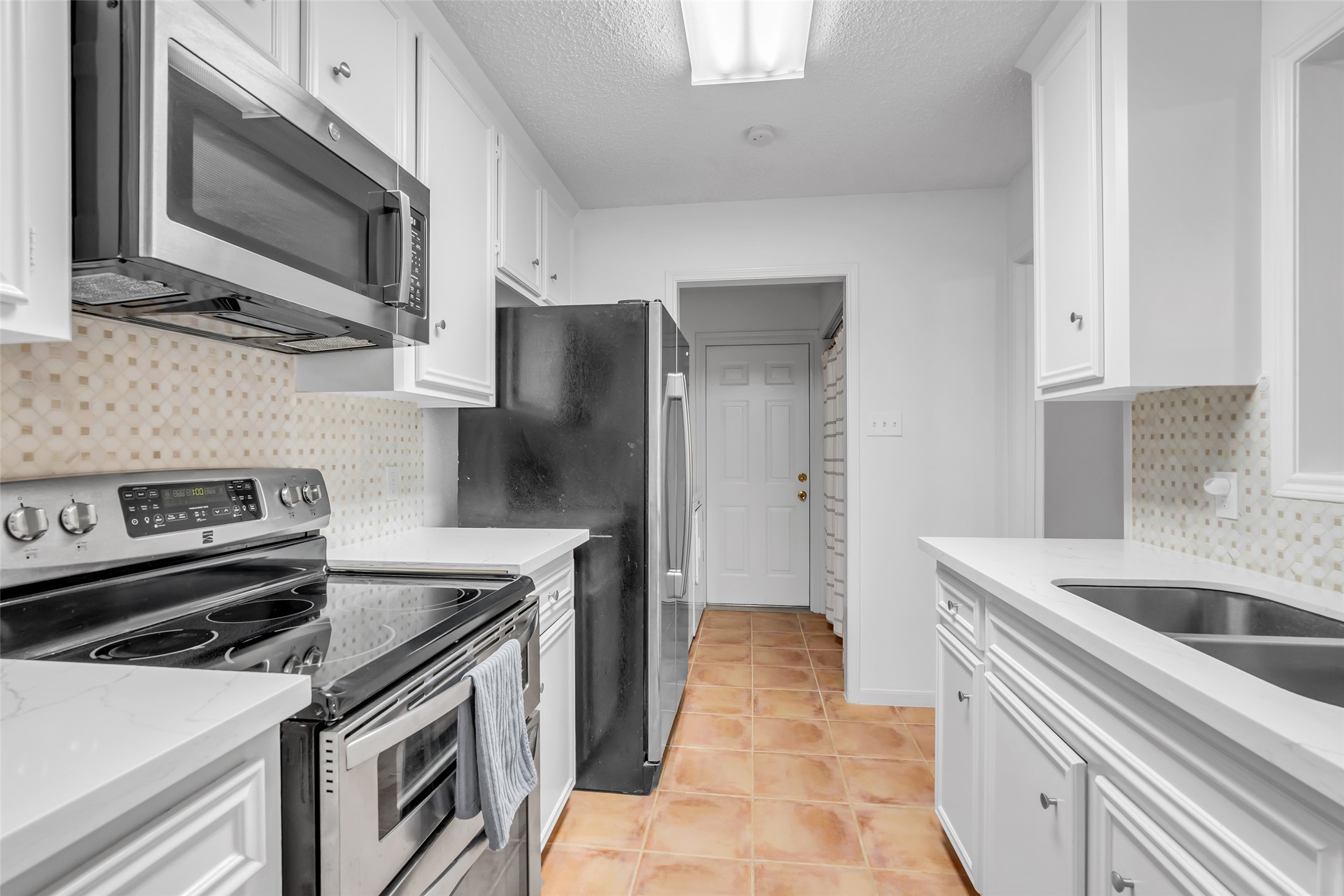 13740 Hollowgreen Drive 605 Property Photo 15