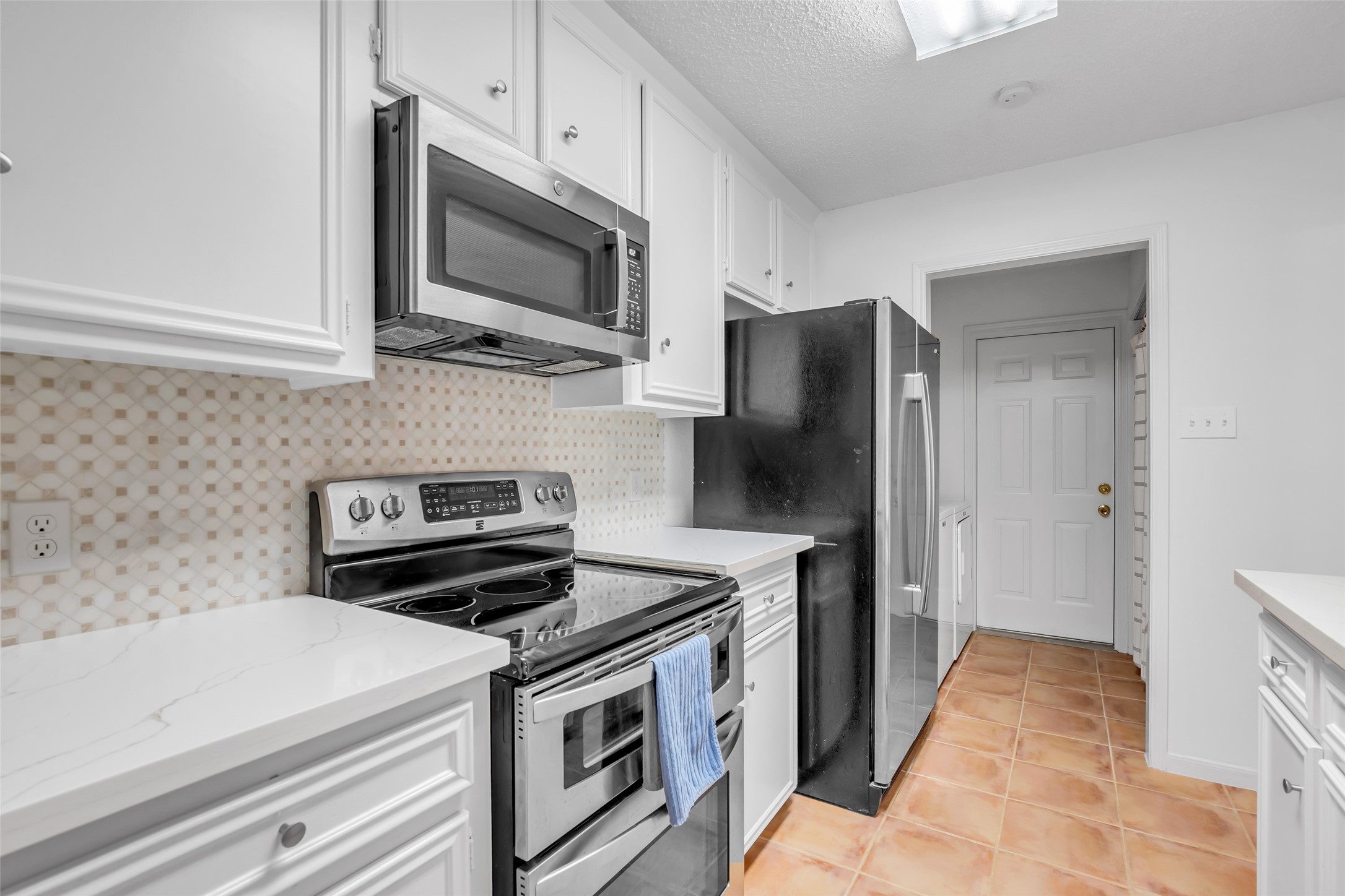 13740 Hollowgreen Drive 605 Property Photo 16