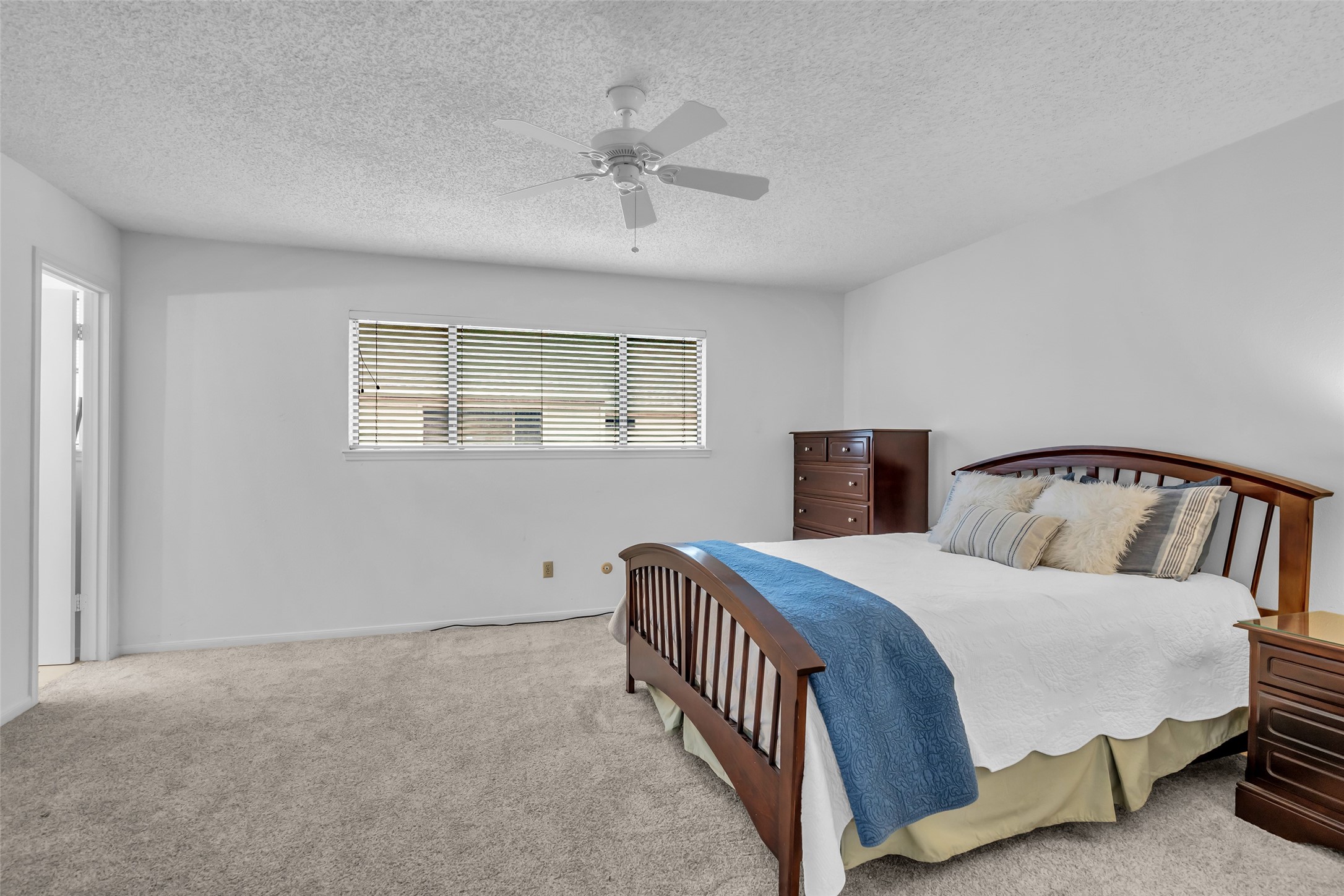 13740 Hollowgreen Drive 605 Property Photo 24