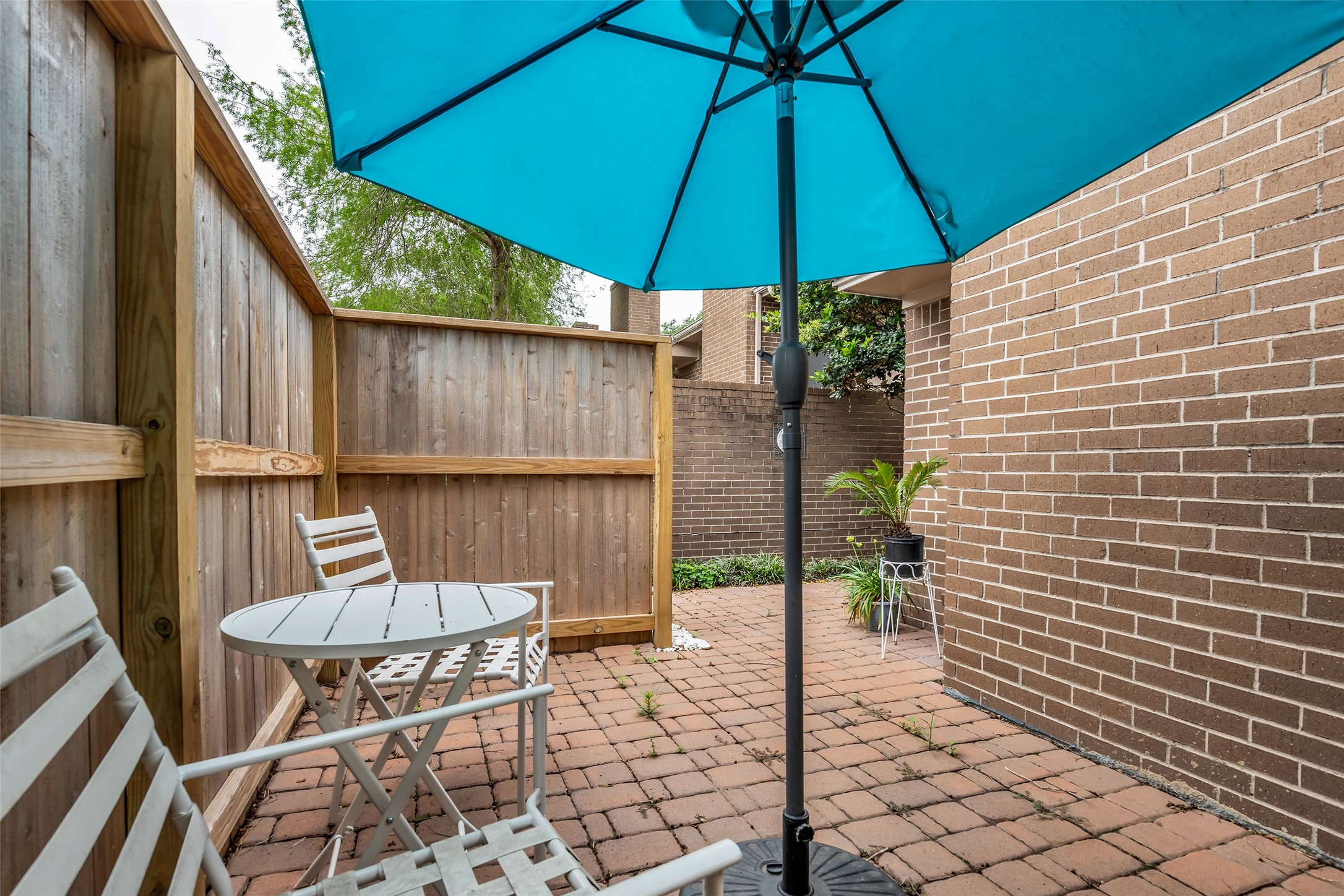 13740 Hollowgreen Drive 605 Property Photo 33