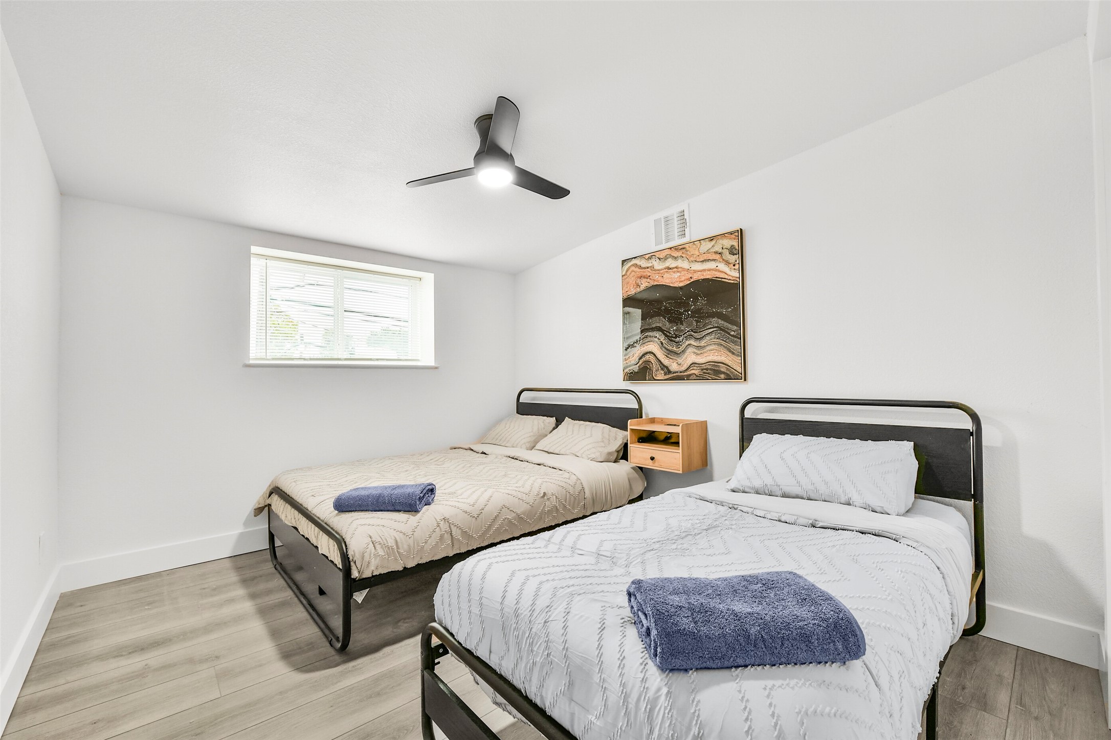 7103 Long Point Road C Property Photo 15