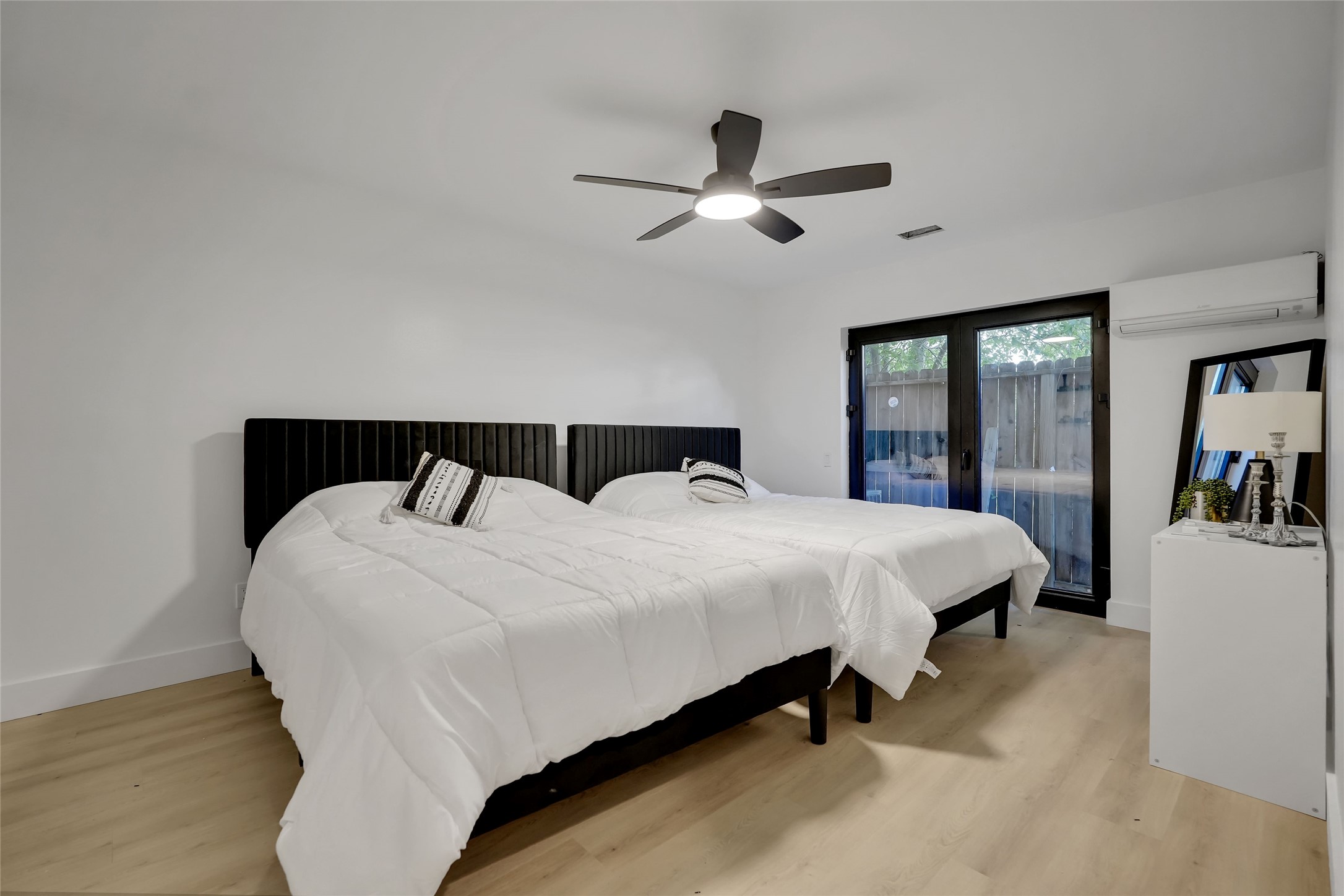 2807 Jackson Street Property Photo 15