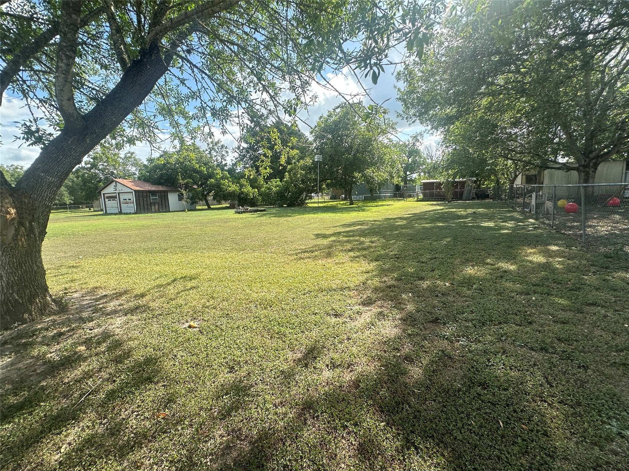 129 S Pecan Street Property Photo 7