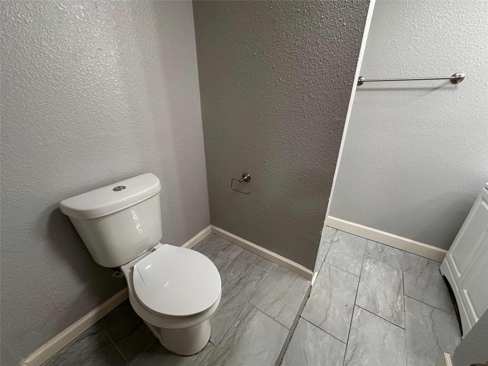 1730 W 8th Street Property Photo 8