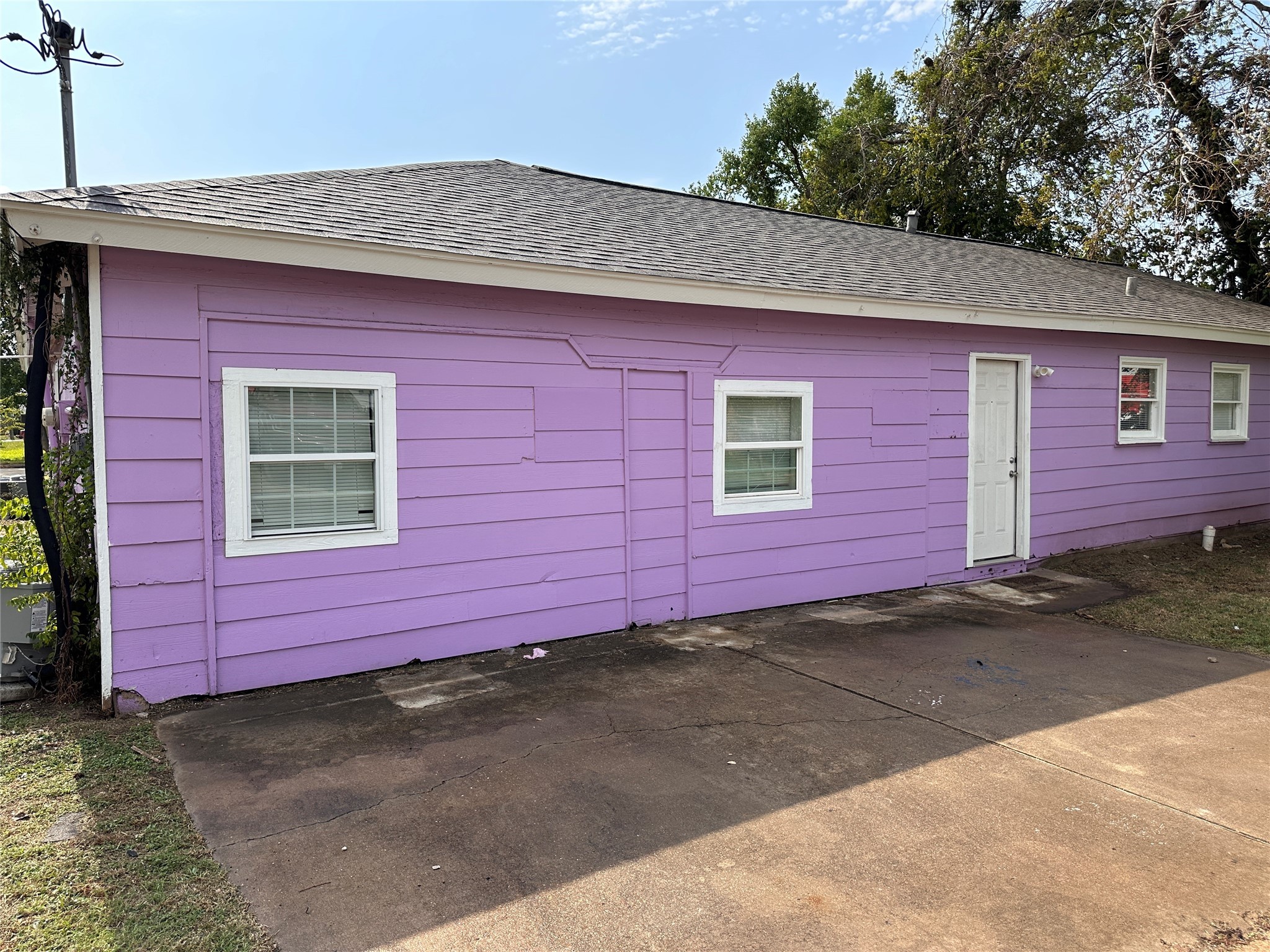 1730 W 8th Street Property Photo 16