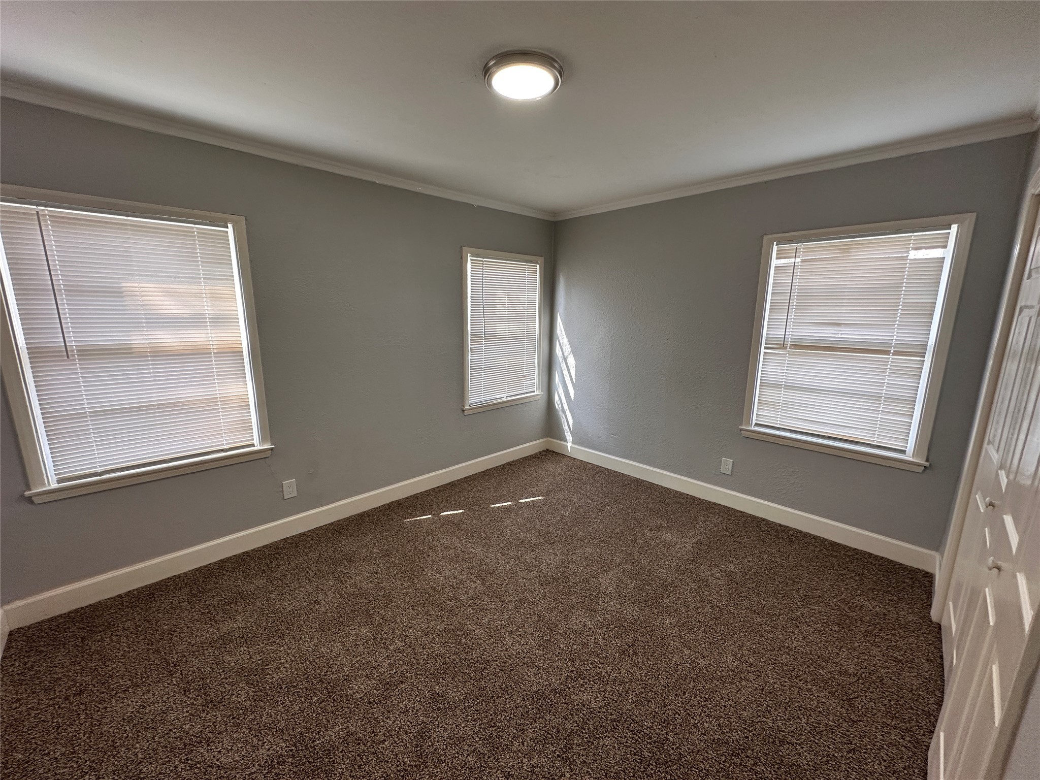 1730 W 8th Street Property Photo 25