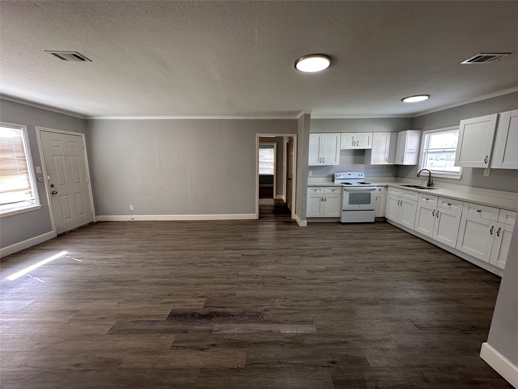 1730 W 8th Street Property Photo 37