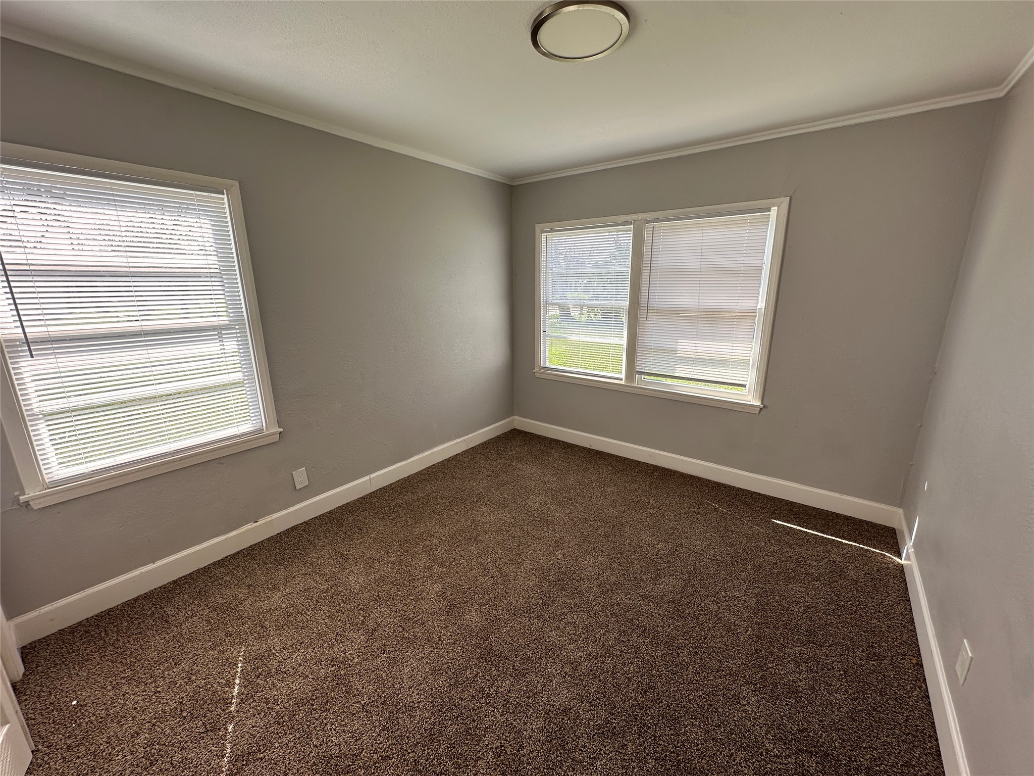 1730 W 8th Street Property Photo 44