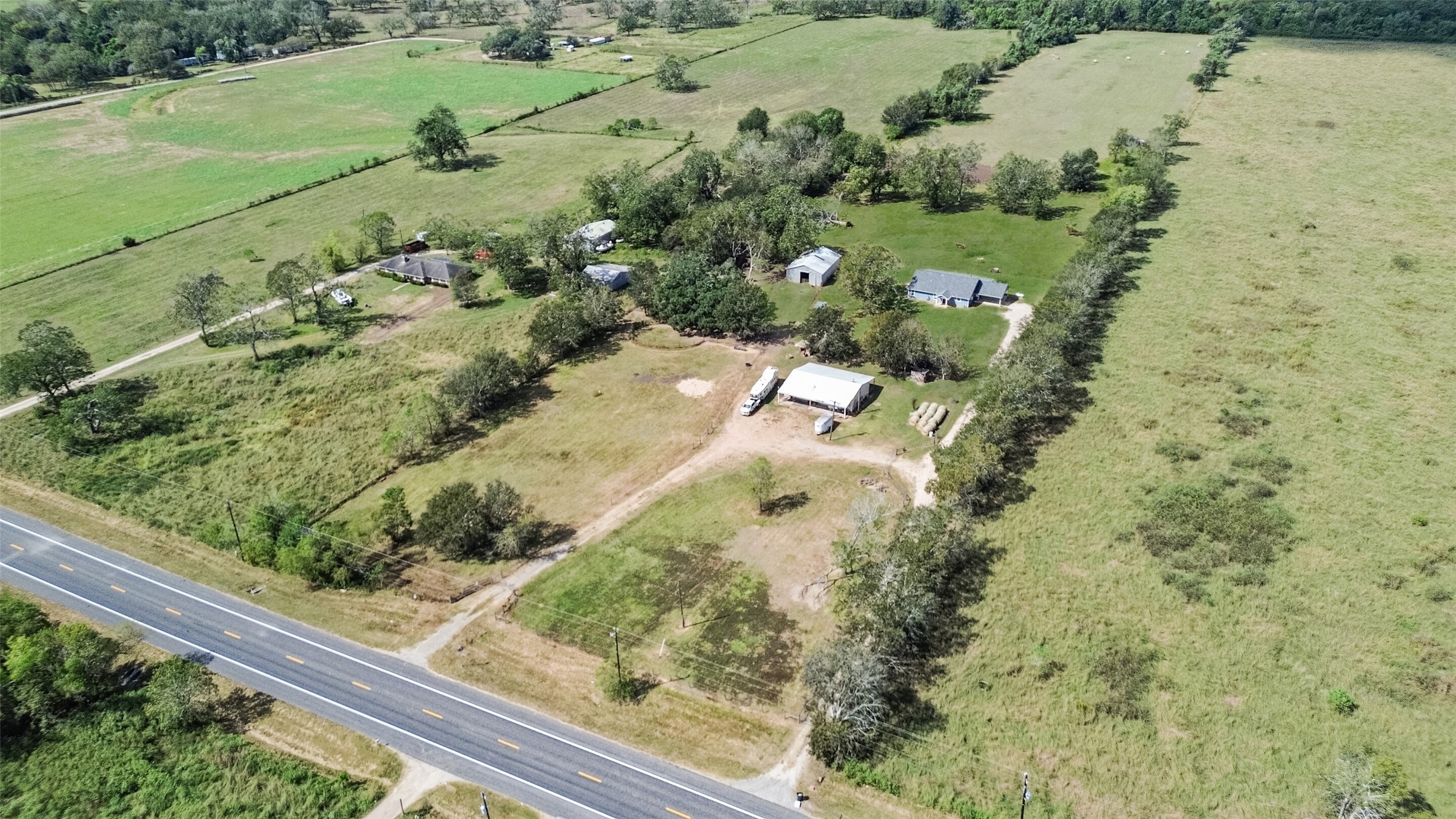 10723 Fm 442 Road Property Photo 1
