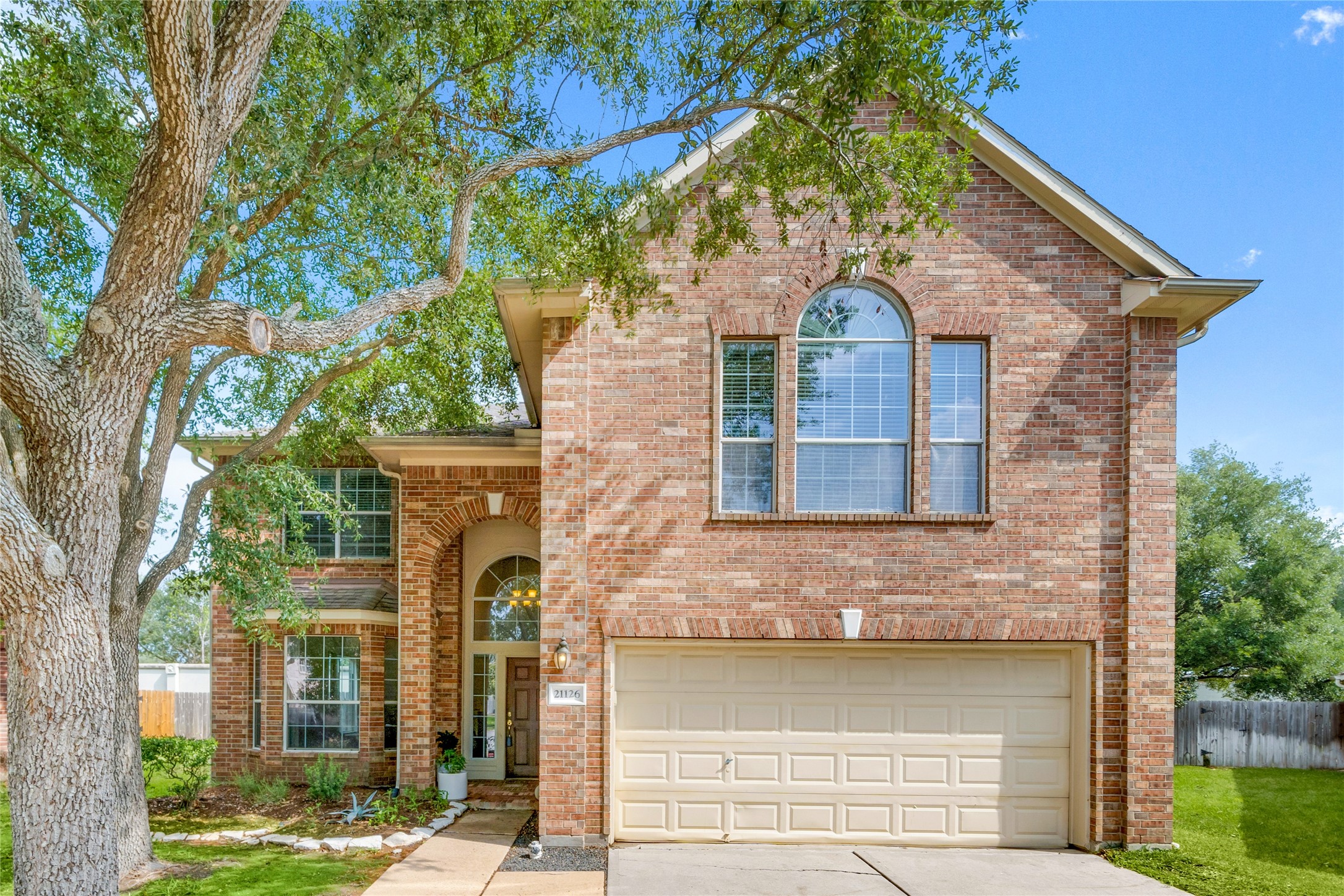 21126 Garden Arbor Lane Property Photo