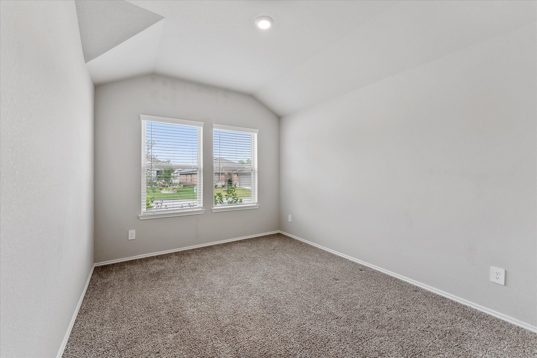 3414 Quiet Gate Lane Property Photo 5