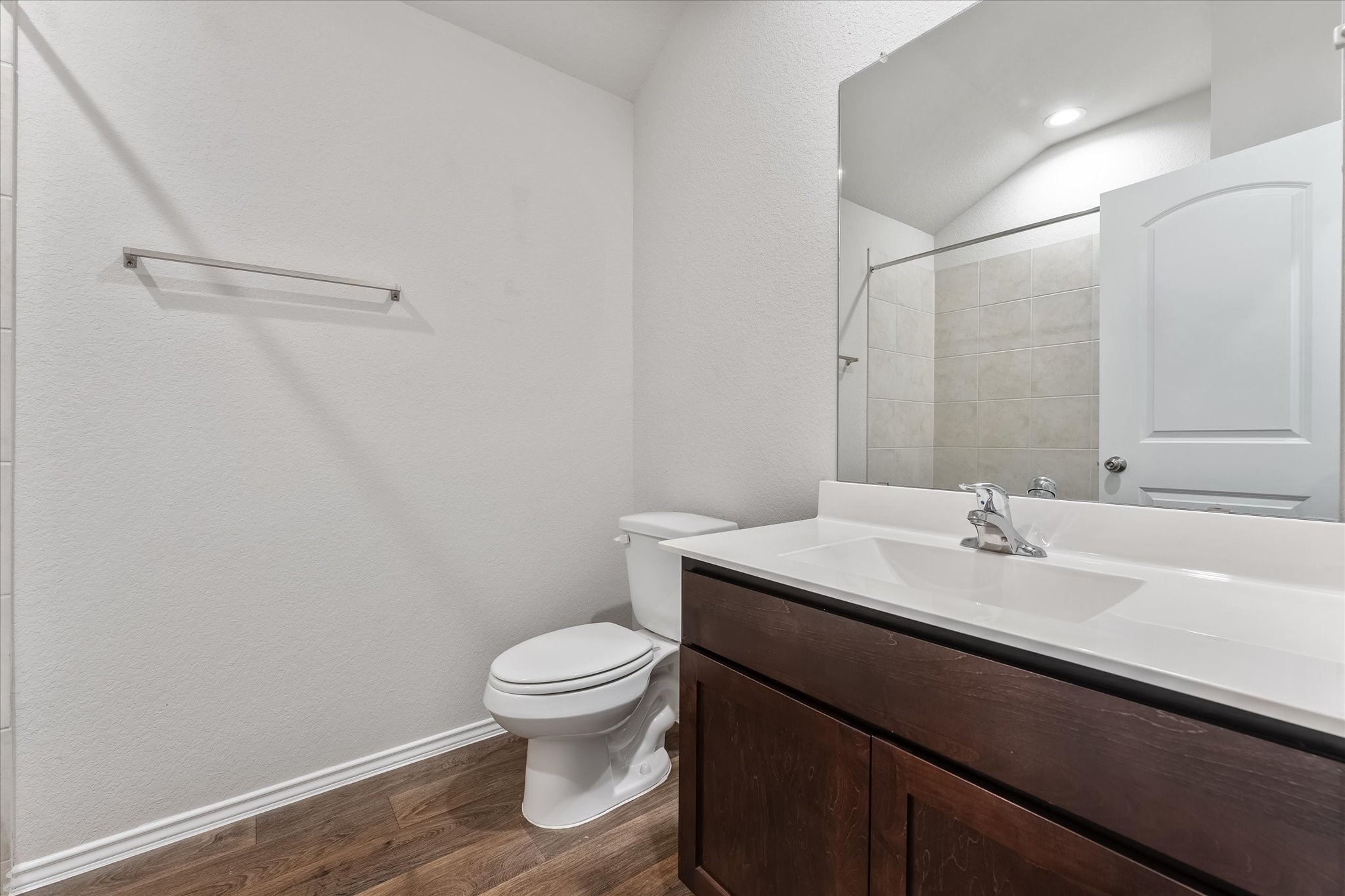 3414 Quiet Gate Lane Property Photo 6