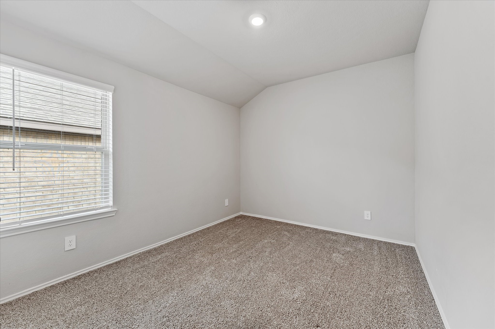 3414 Quiet Gate Lane Property Photo 8