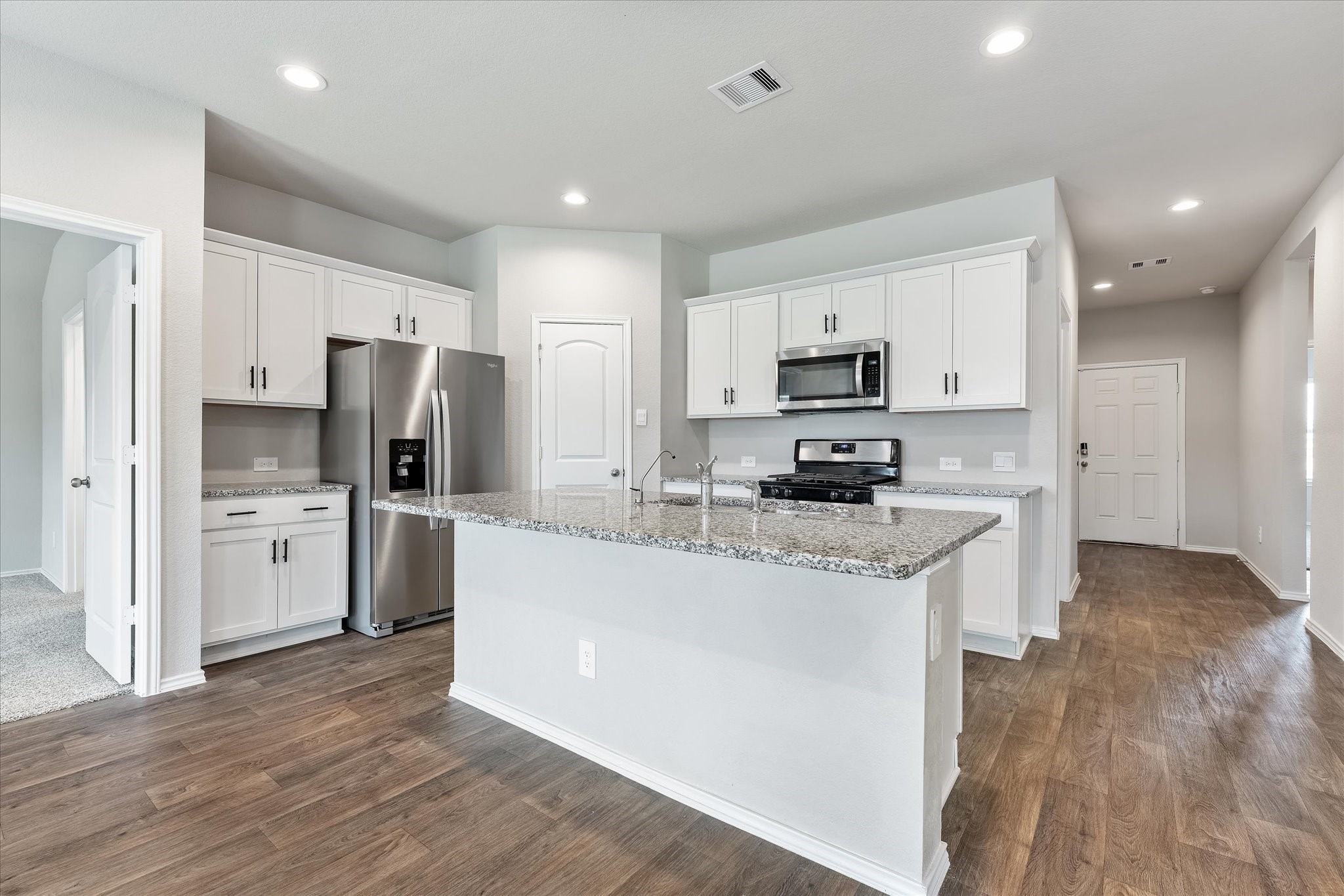 3414 Quiet Gate Lane Property Photo 10