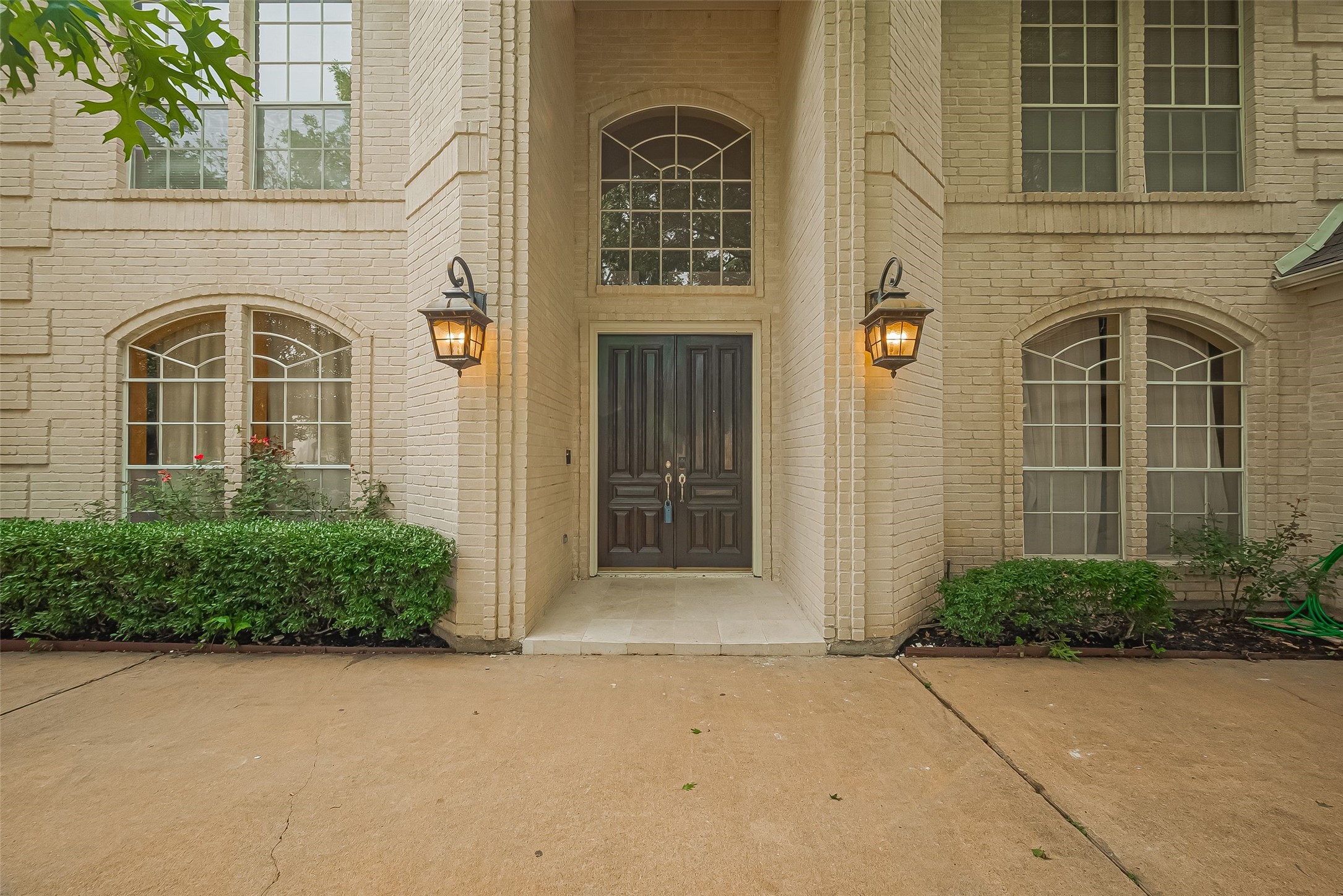 1123 Horseshoe Drive Property Photo 1