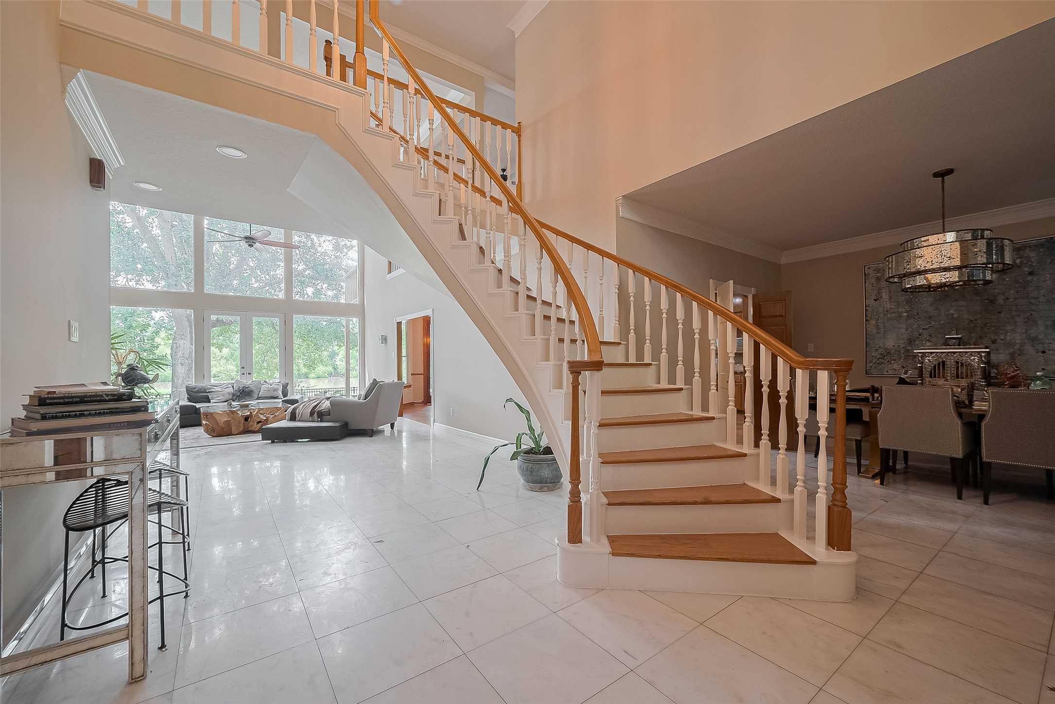 1123 Horseshoe Drive Property Photo 4