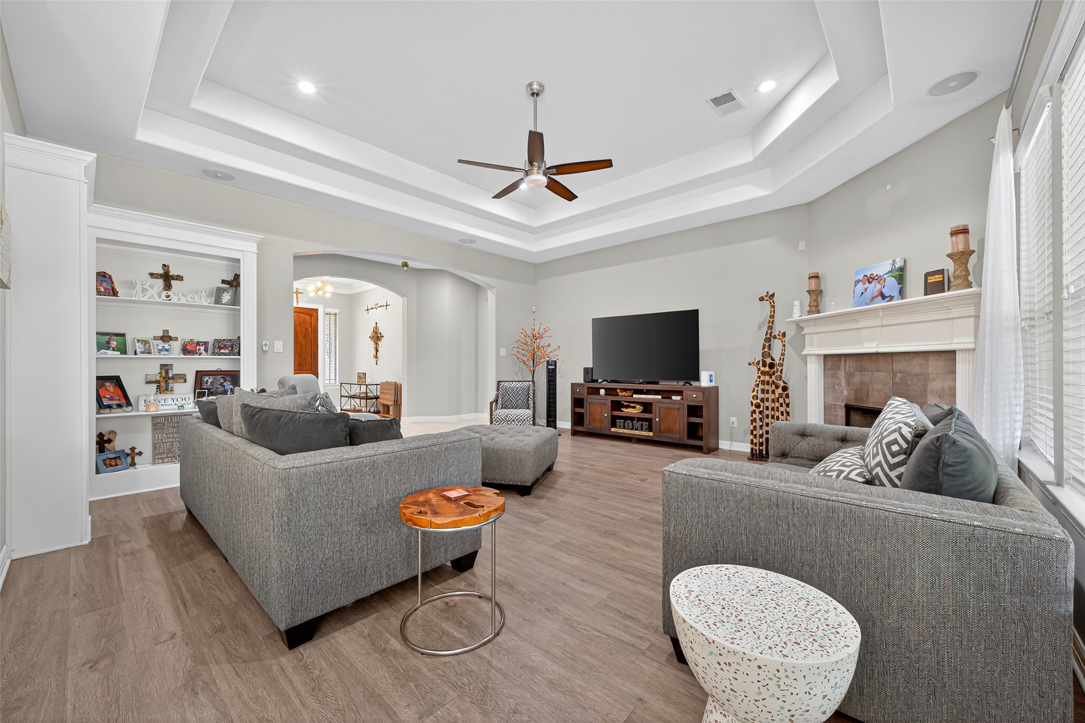 15406 Winterhaven Drive Property Photo 4