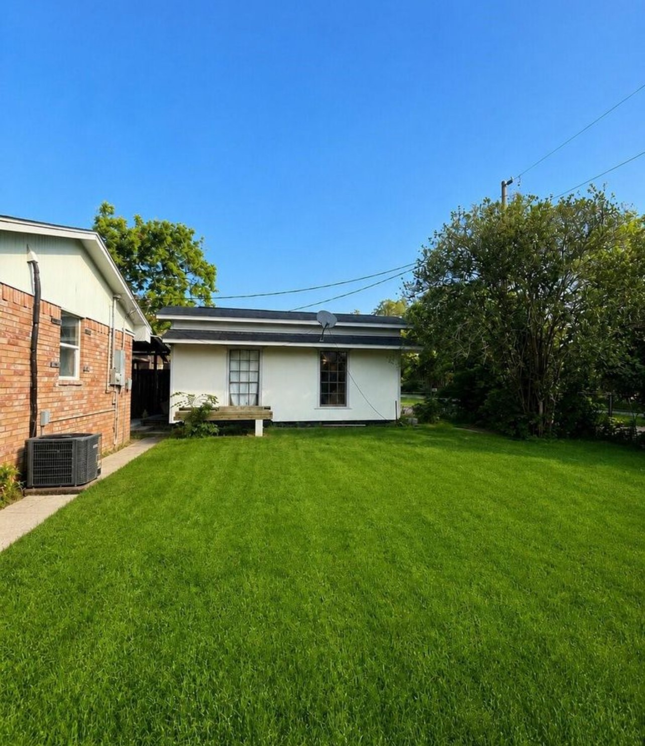 513 W Texas Street Property Photo 10