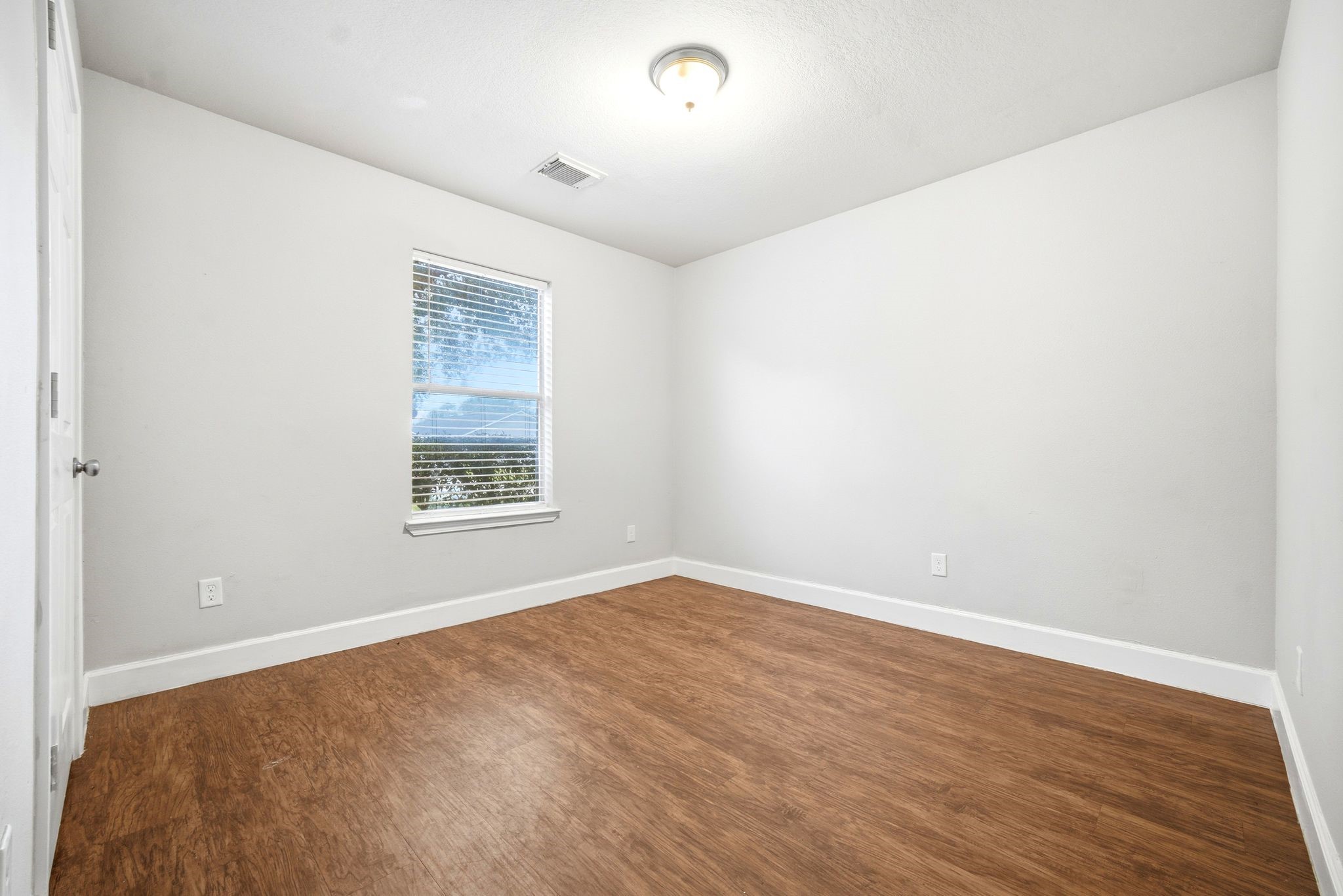 11723 Greenmesa Drive Property Photo 13