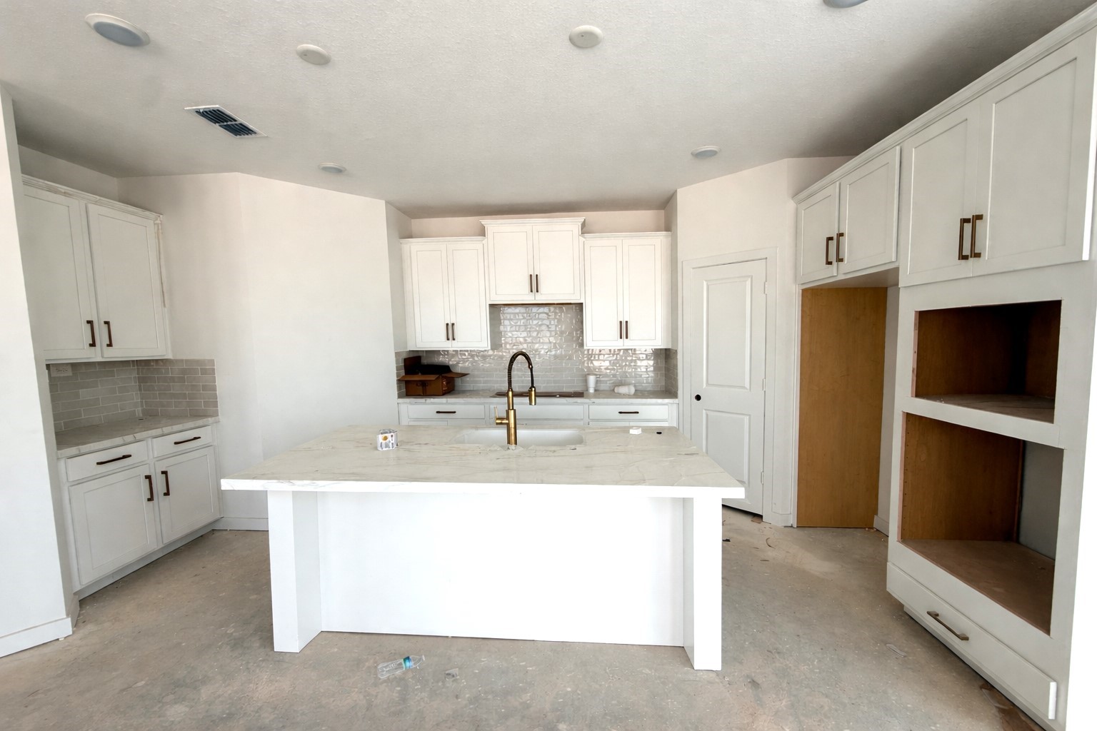 10623 Swamp Bay Drive Property Photo 6