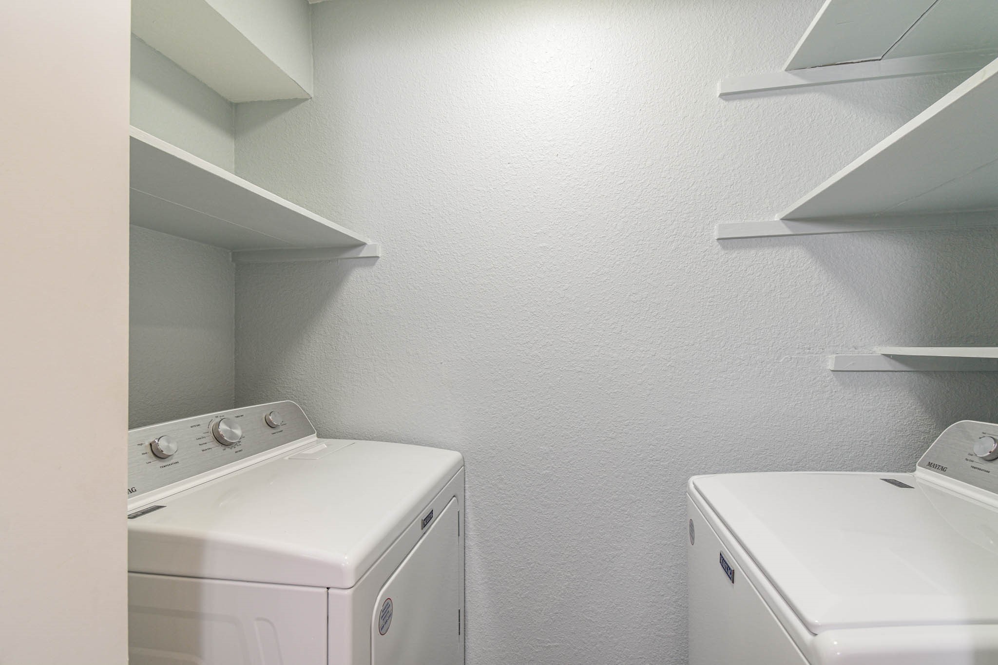 8806 Lakeside Forest Drive Property Photo 20