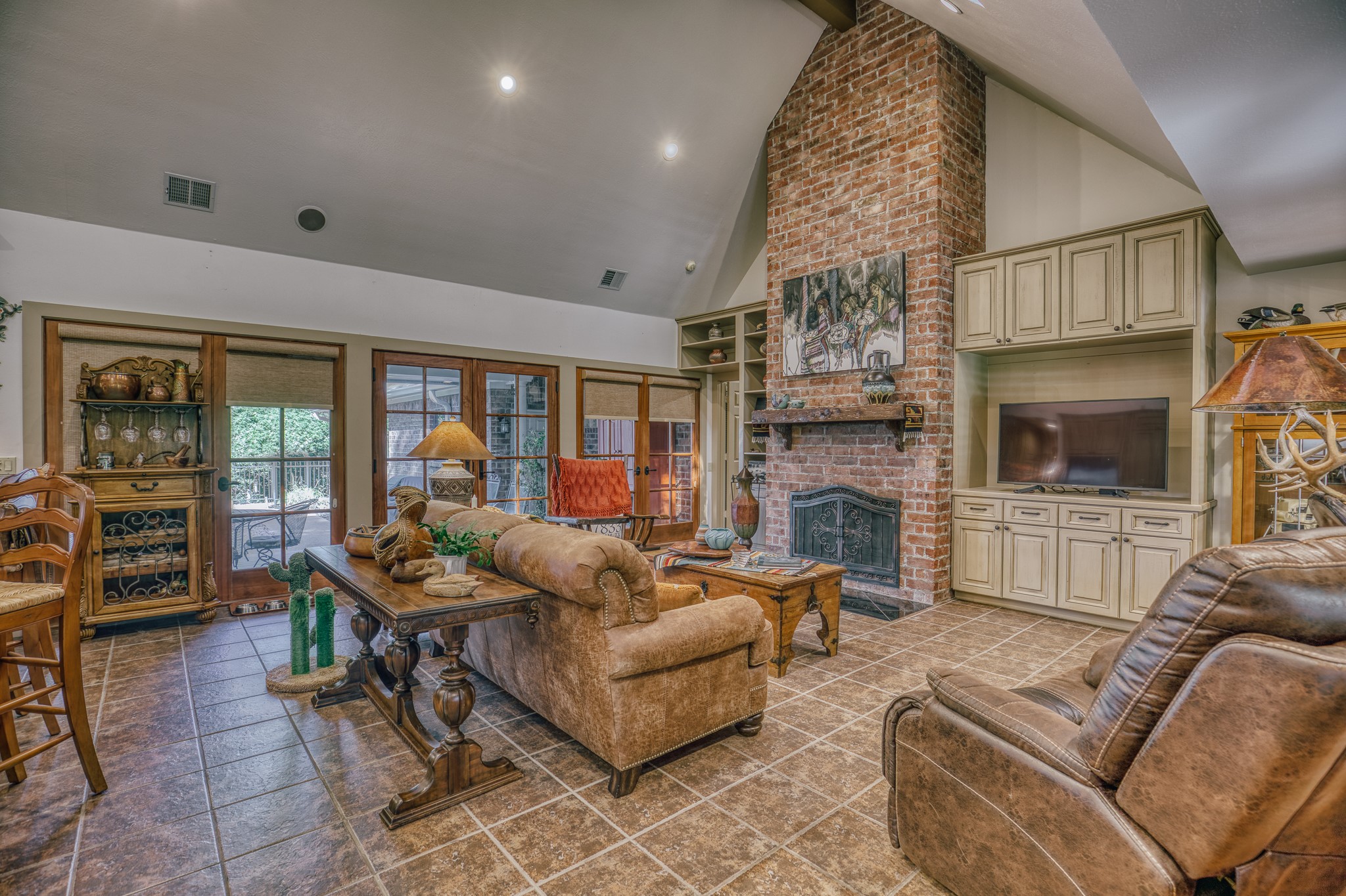 2360 Gun And Rod Circle Property Photo 3