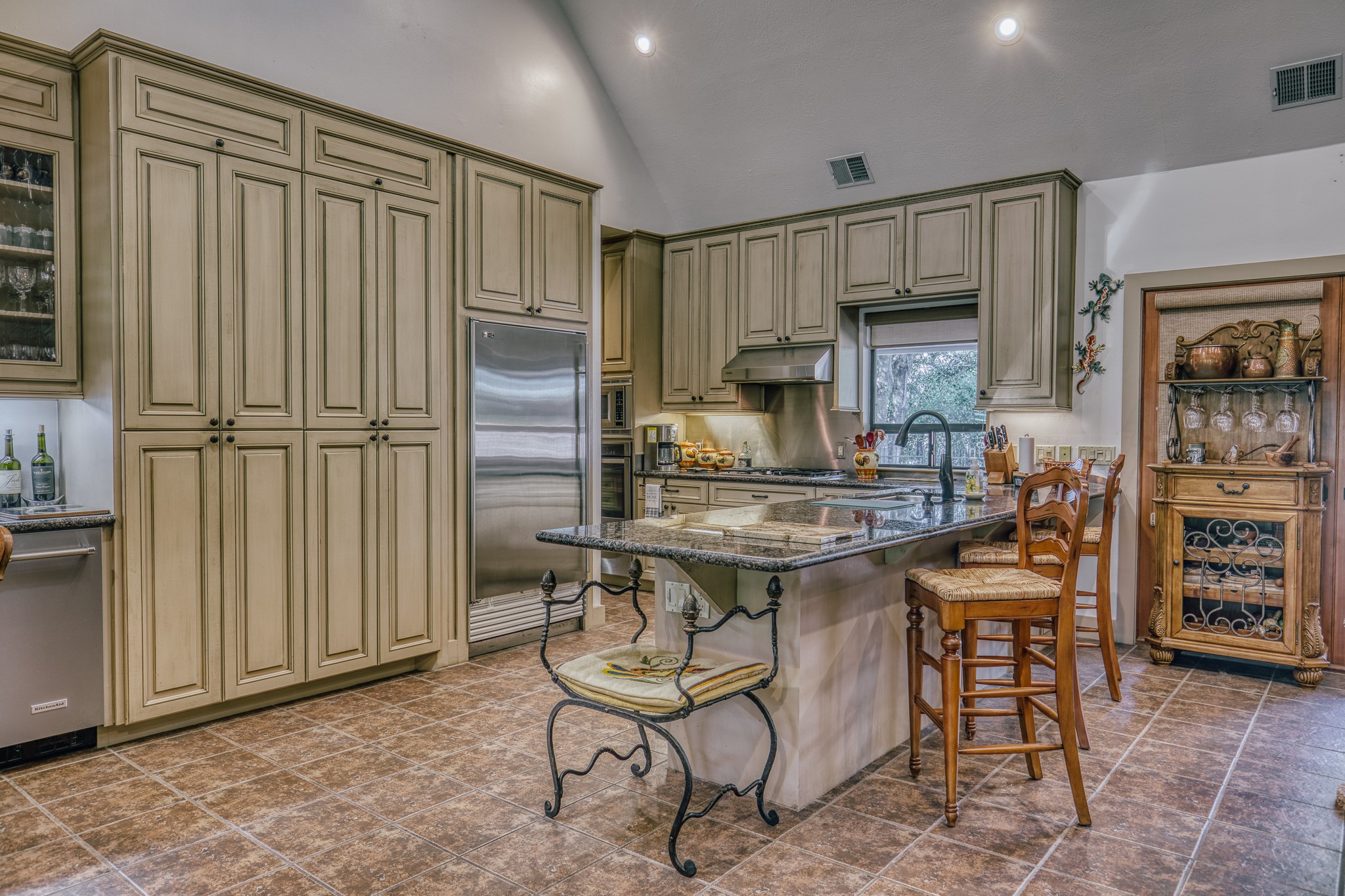 2360 Gun And Rod Circle Property Photo 6