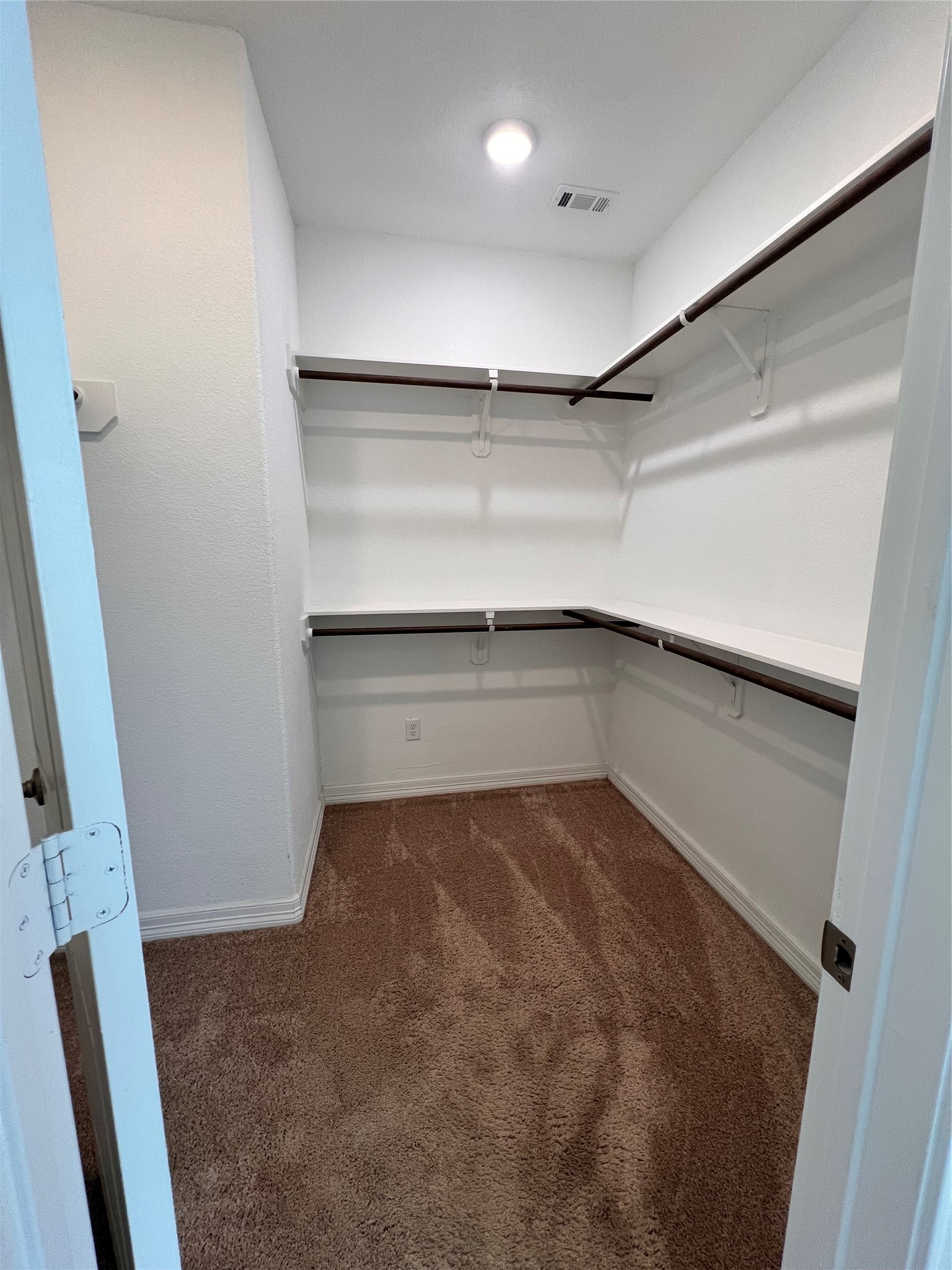 715 Seydler Street Property Photo 12
