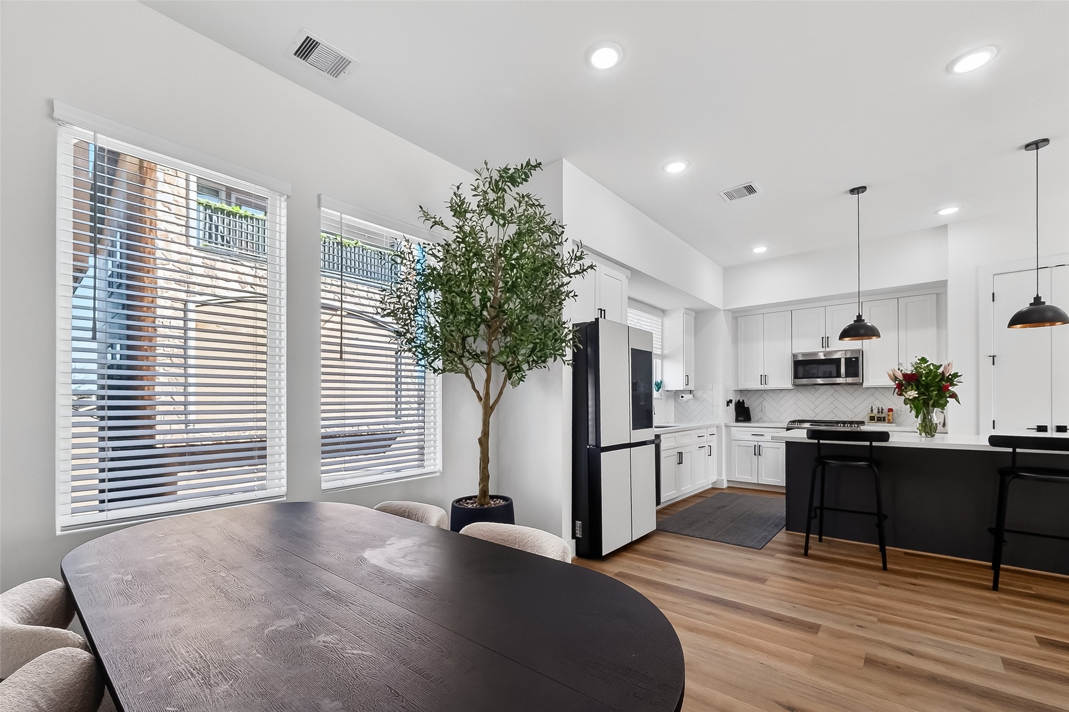 4804 Elysian Street C Property Photo 11