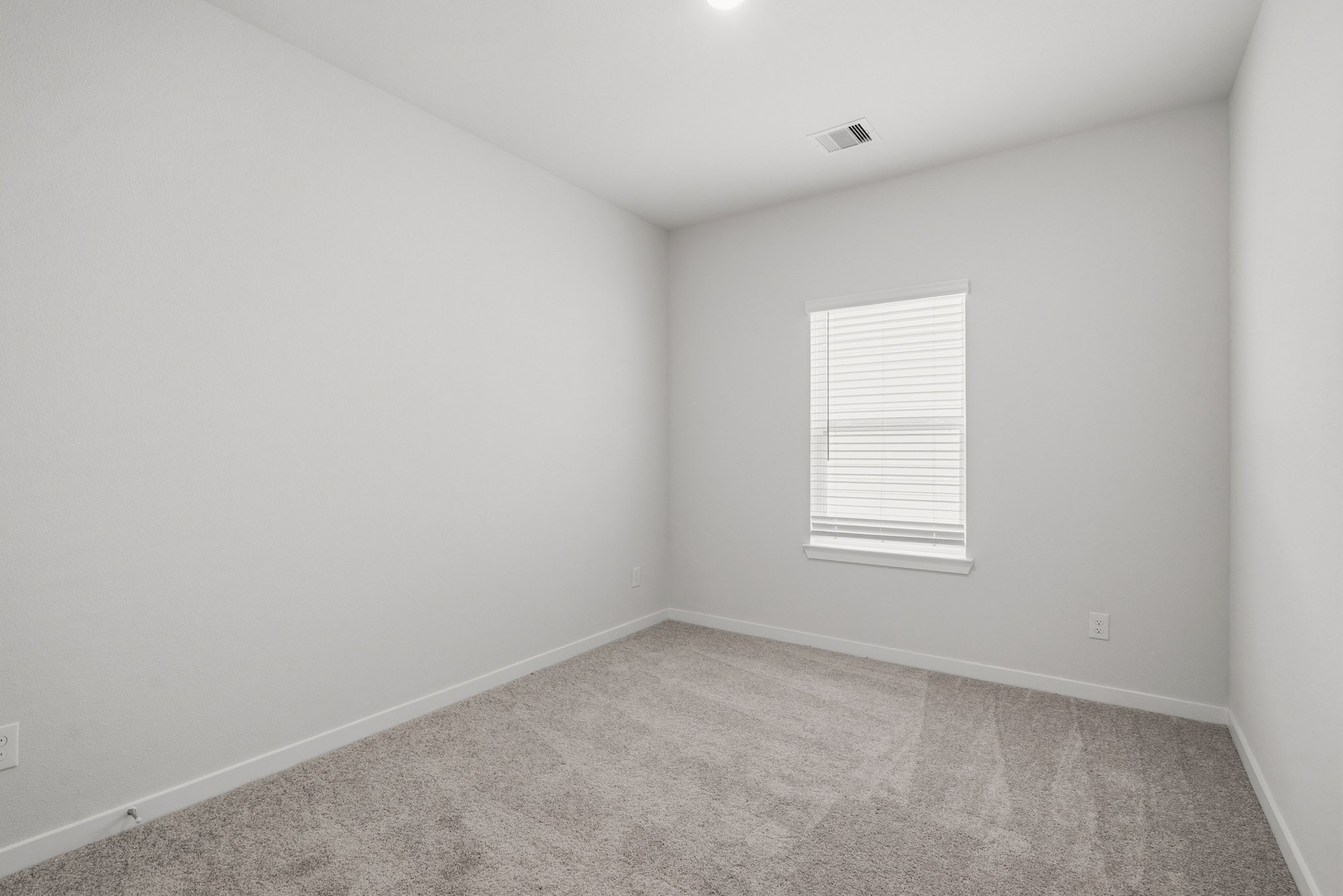 32746 Laureate Drive Property Photo 7