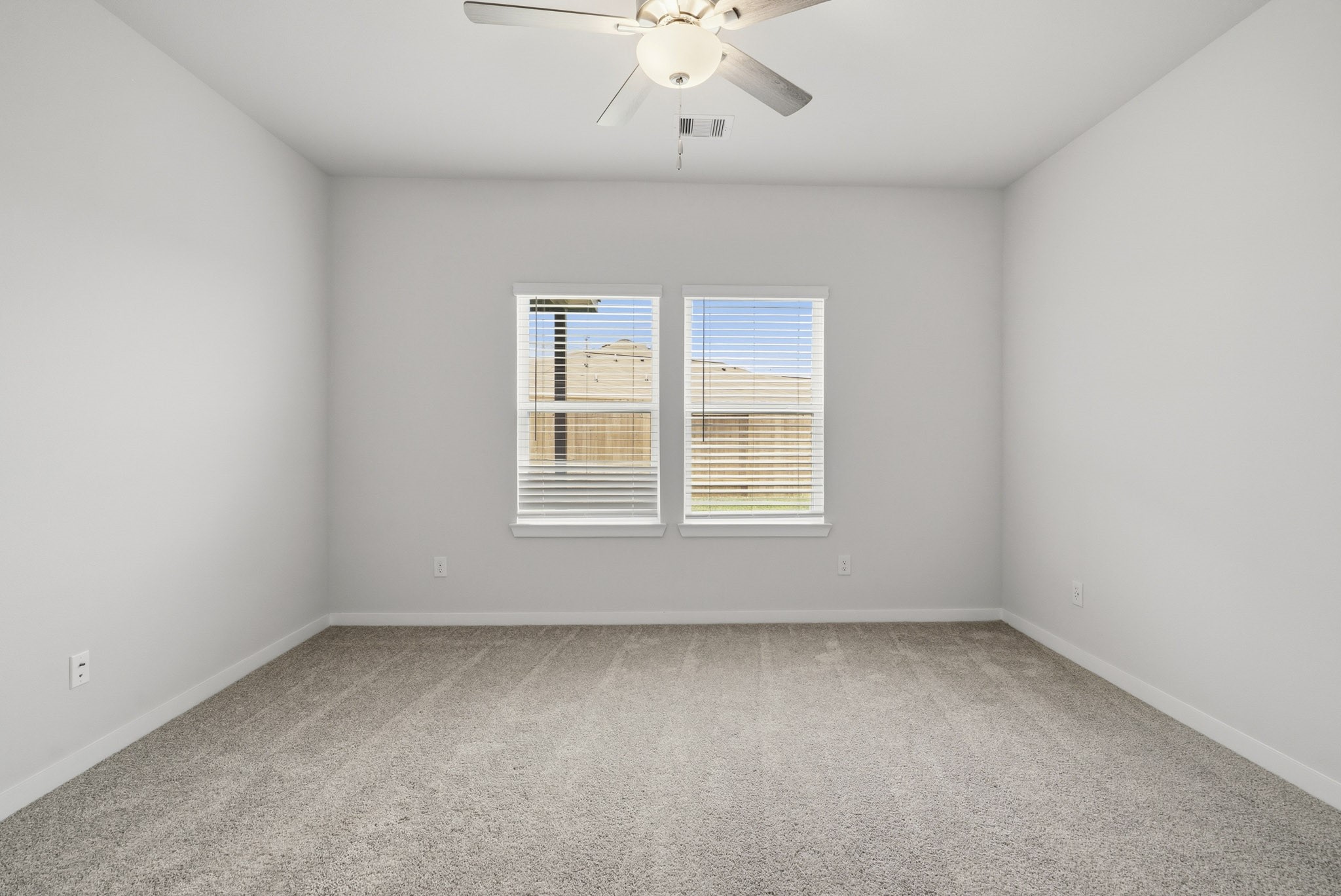 32746 Laureate Drive Property Photo 14